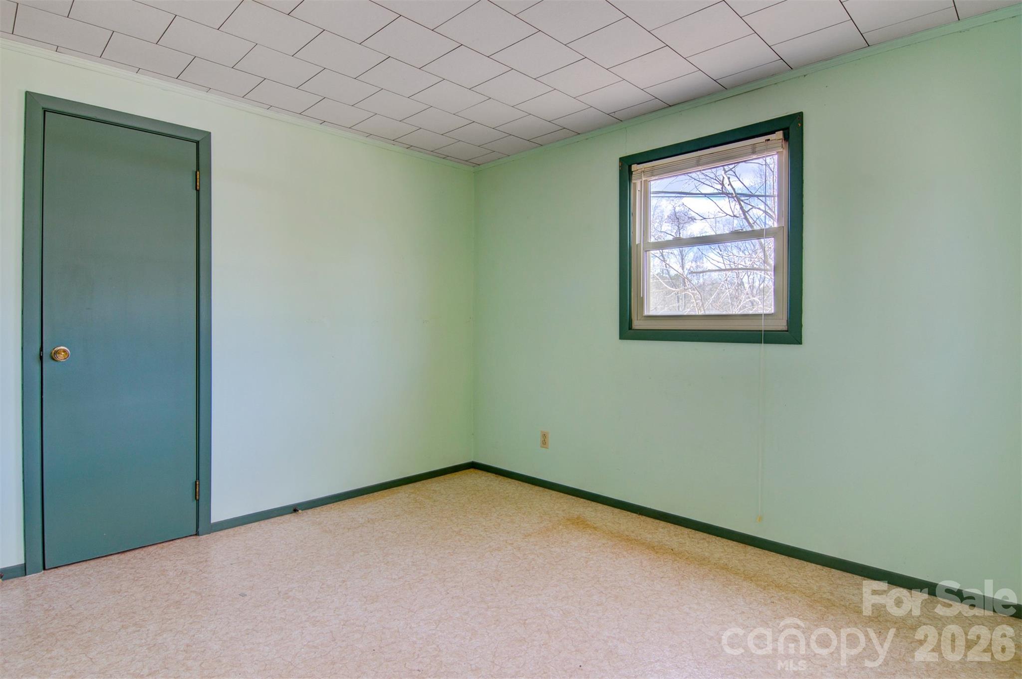 24 W Berkley Avenue Property Photo 22