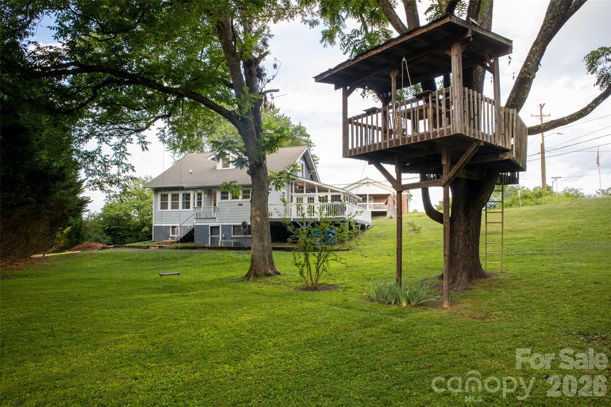 102 Cuthberson Street Property Photo 1