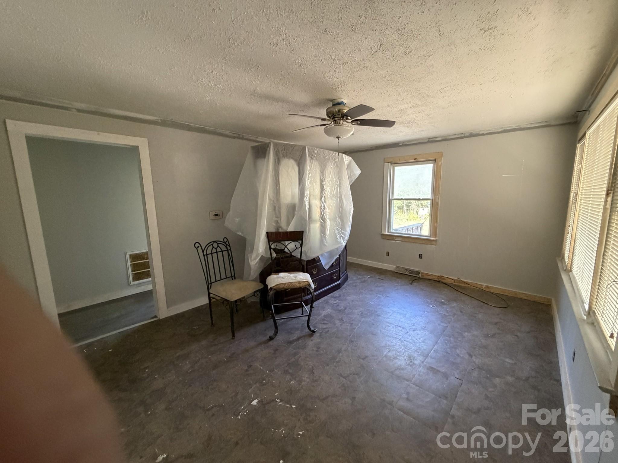 183 Pebble Drive Property Photo 3