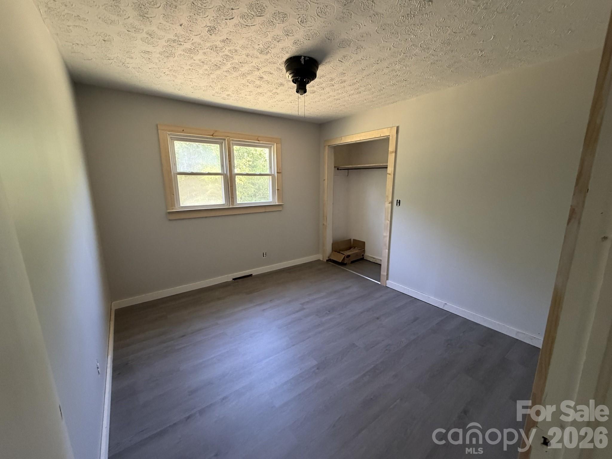 183 Pebble Drive Property Photo 5