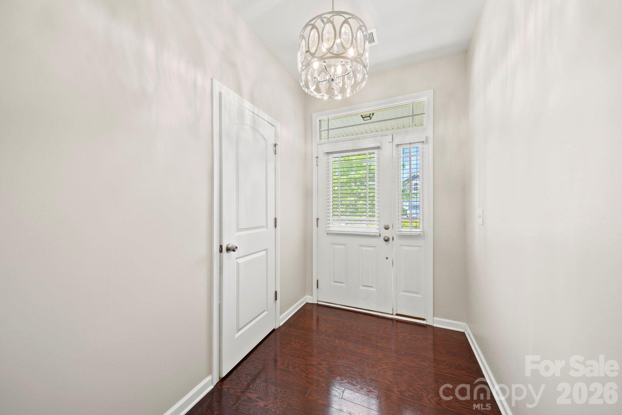 1406 Kings Grove Drive Property Photo 4