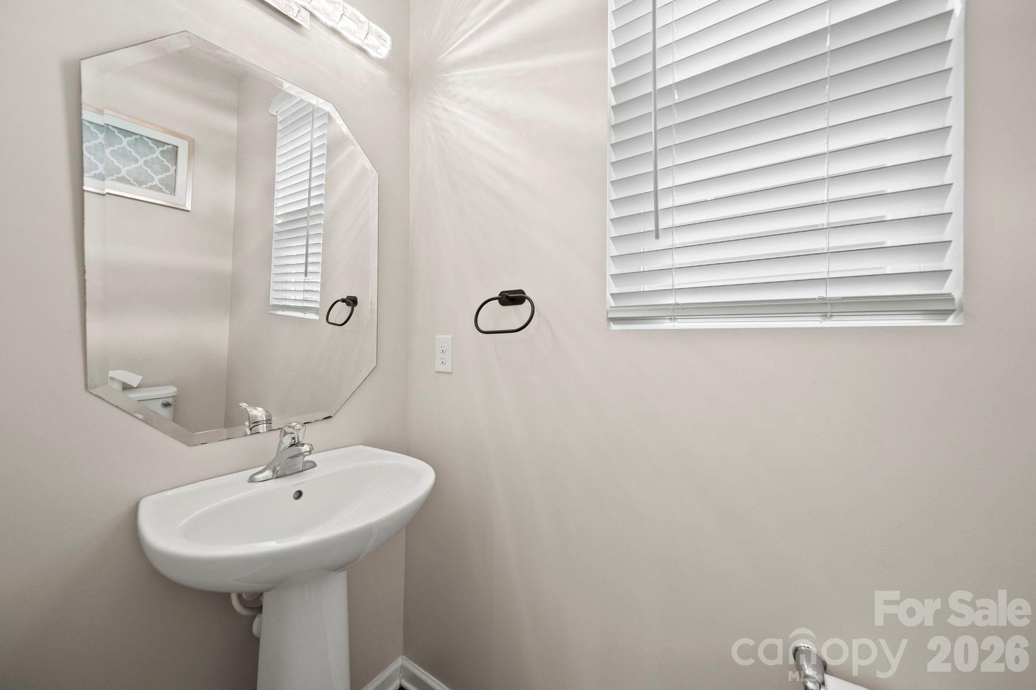 1406 Kings Grove Drive Property Photo 5
