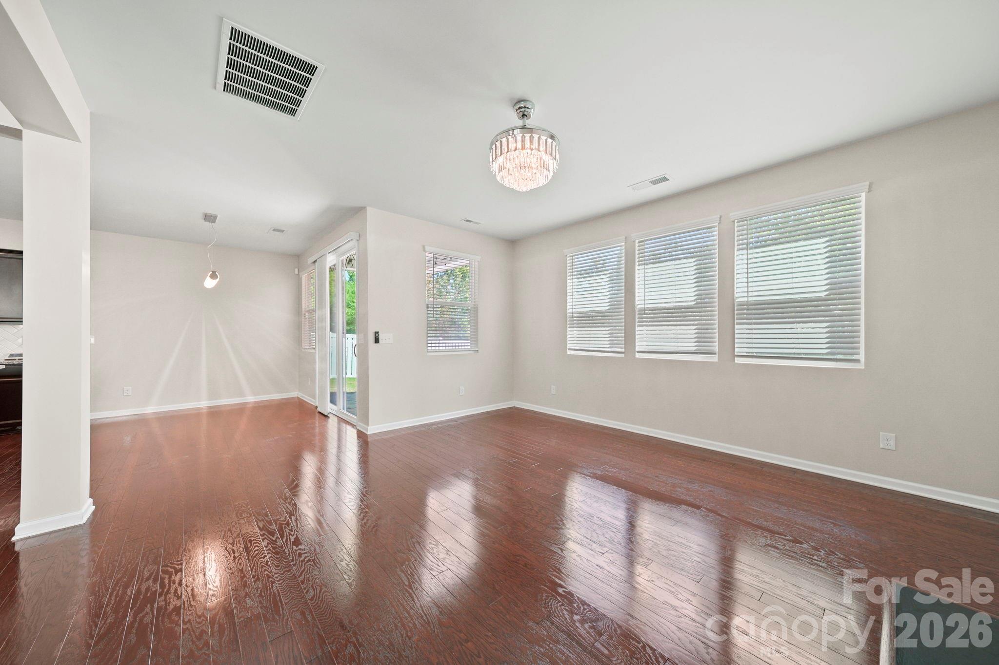 1406 Kings Grove Drive Property Photo 17