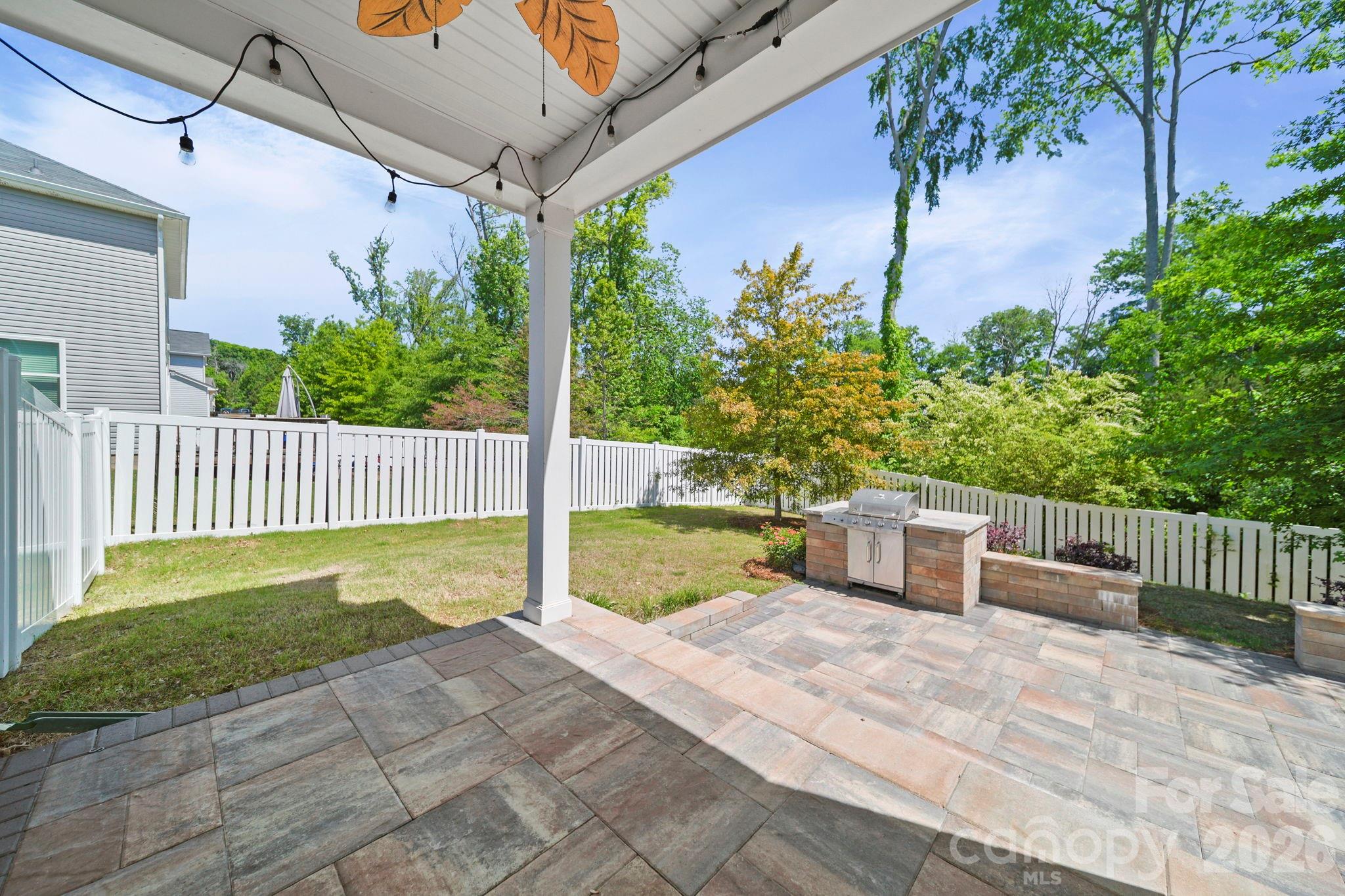 1406 Kings Grove Drive Property Photo 40