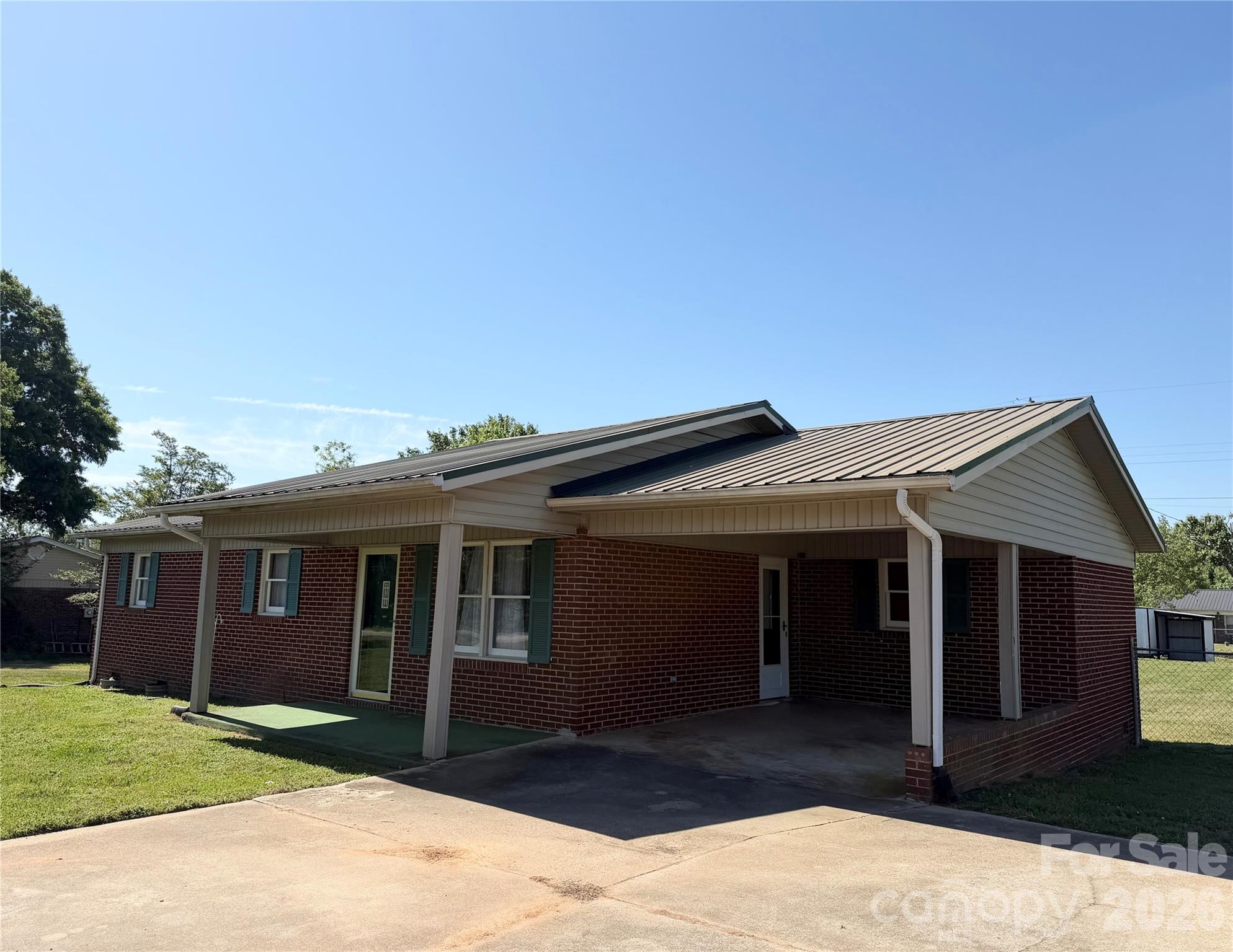 372 Ferry Road Property Photo 21