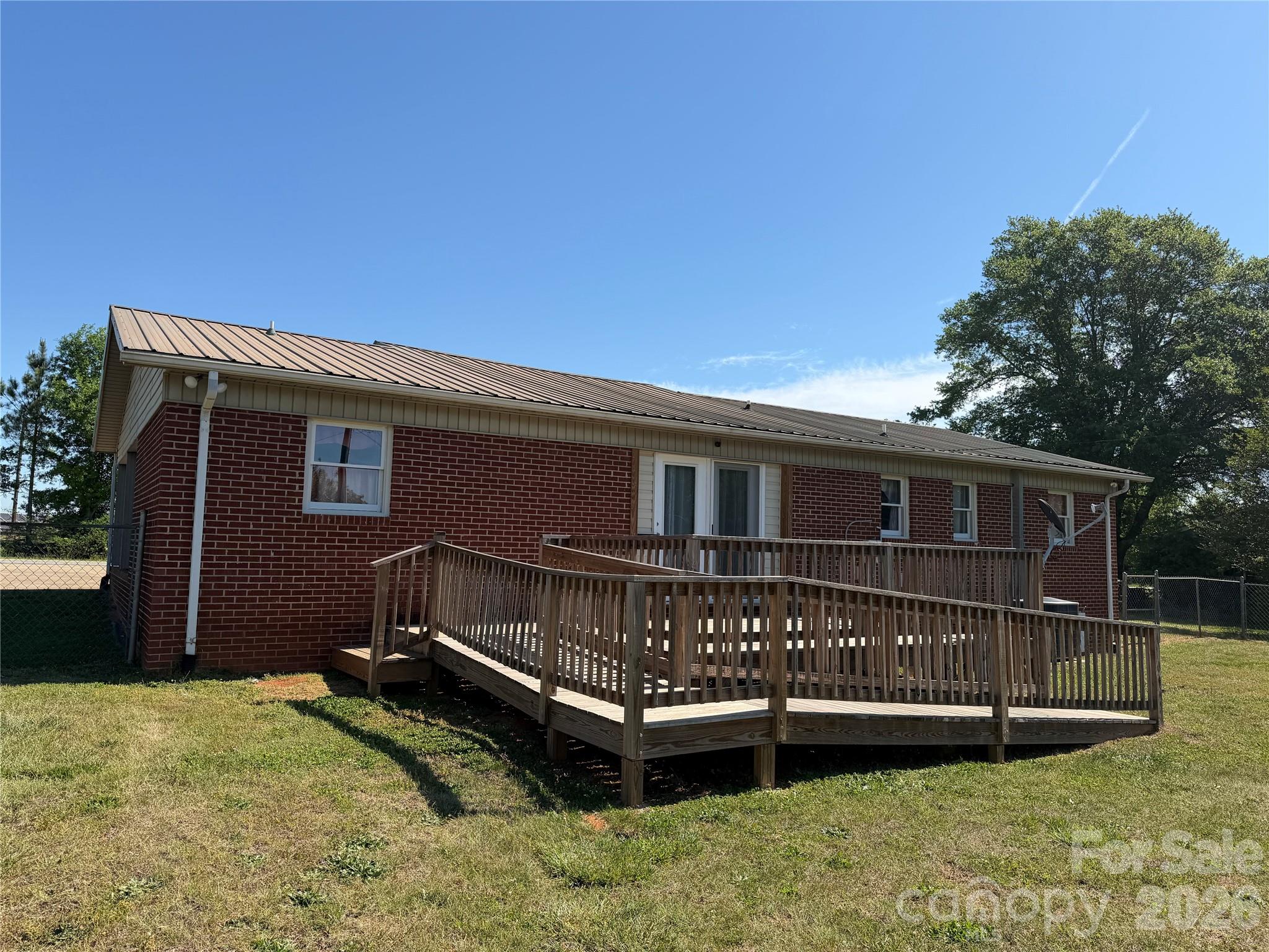 372 Ferry Road Property Photo 29