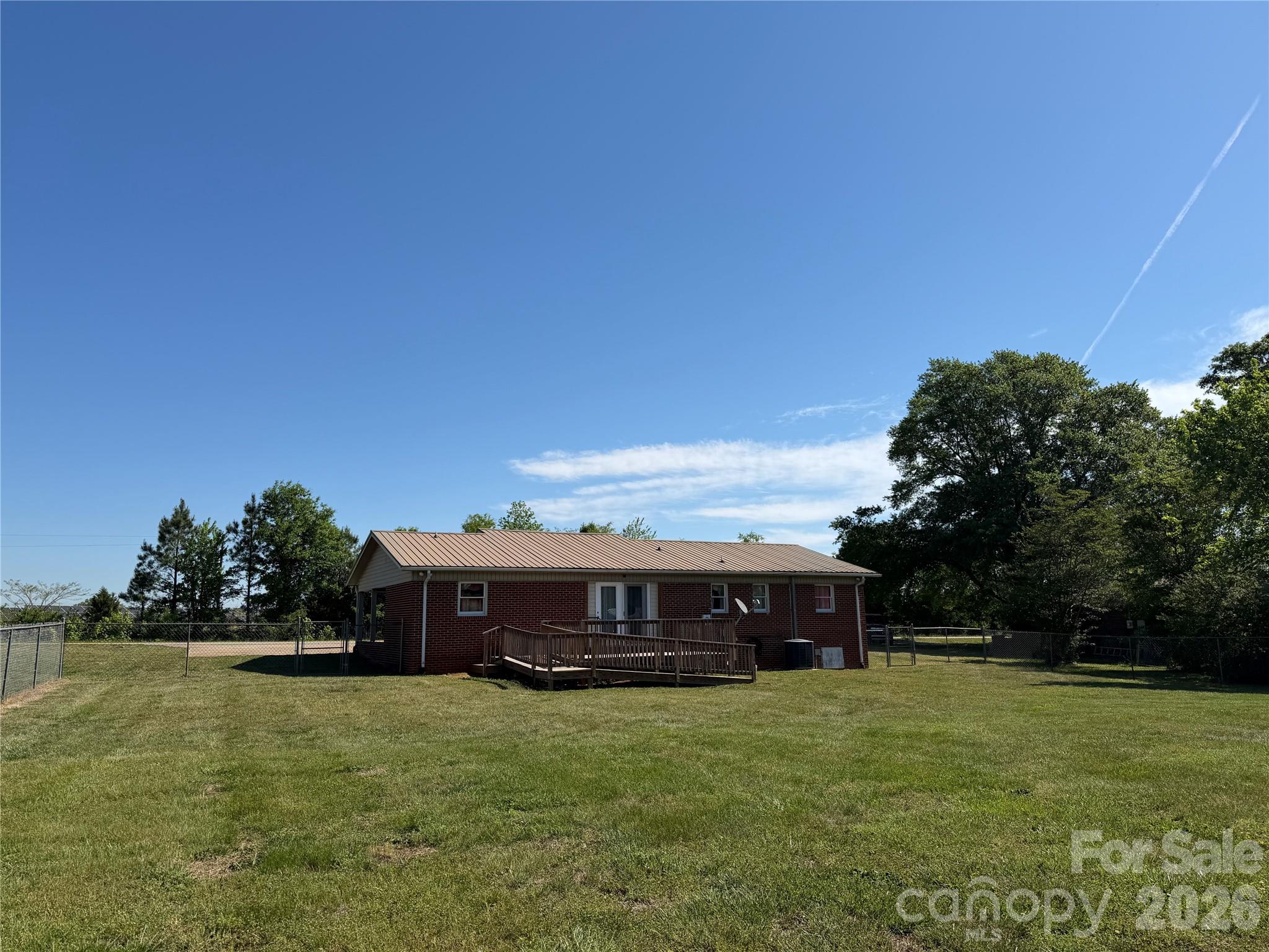 372 Ferry Road Property Photo 30
