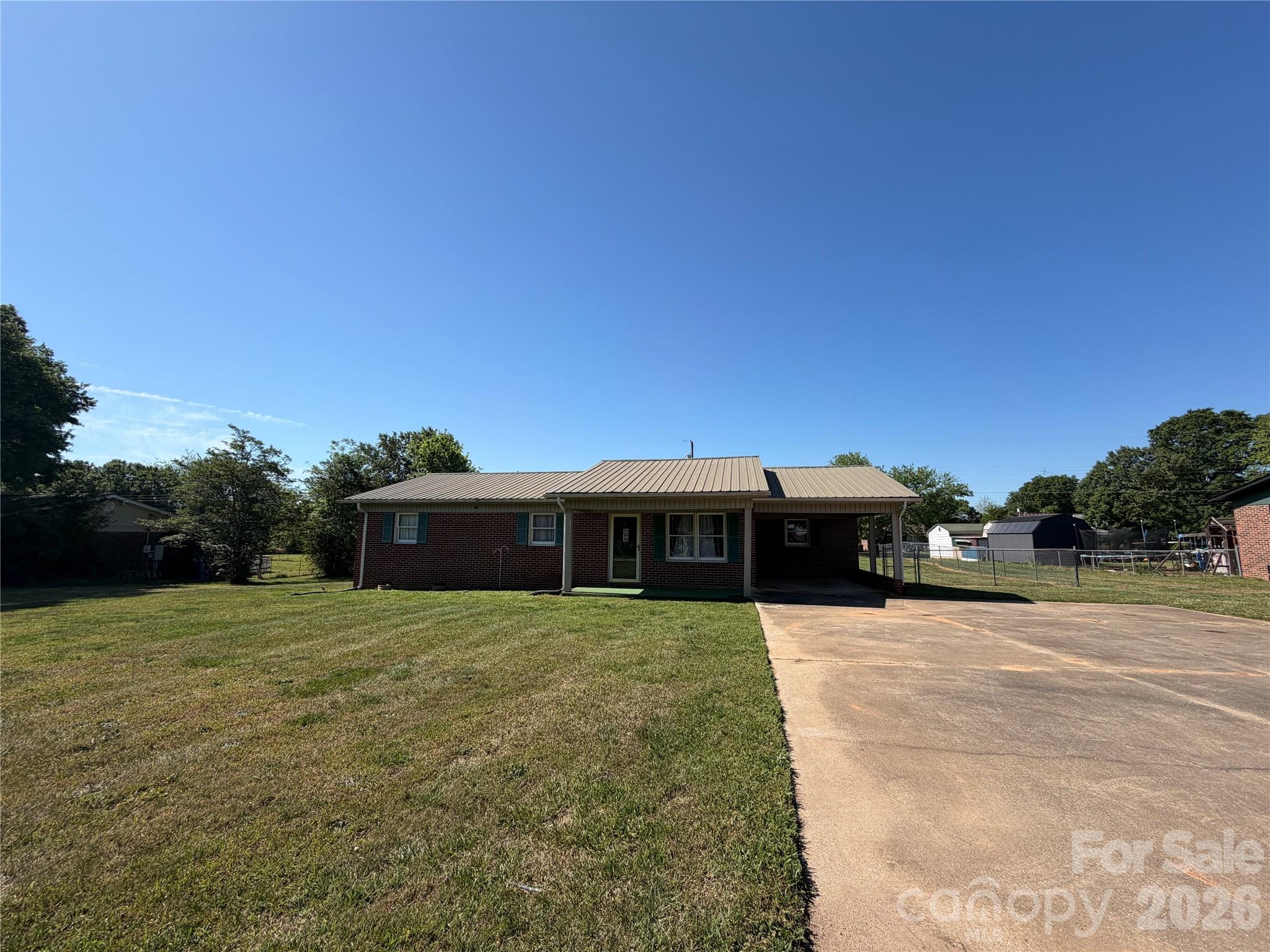 372 Ferry Road Property Photo 33