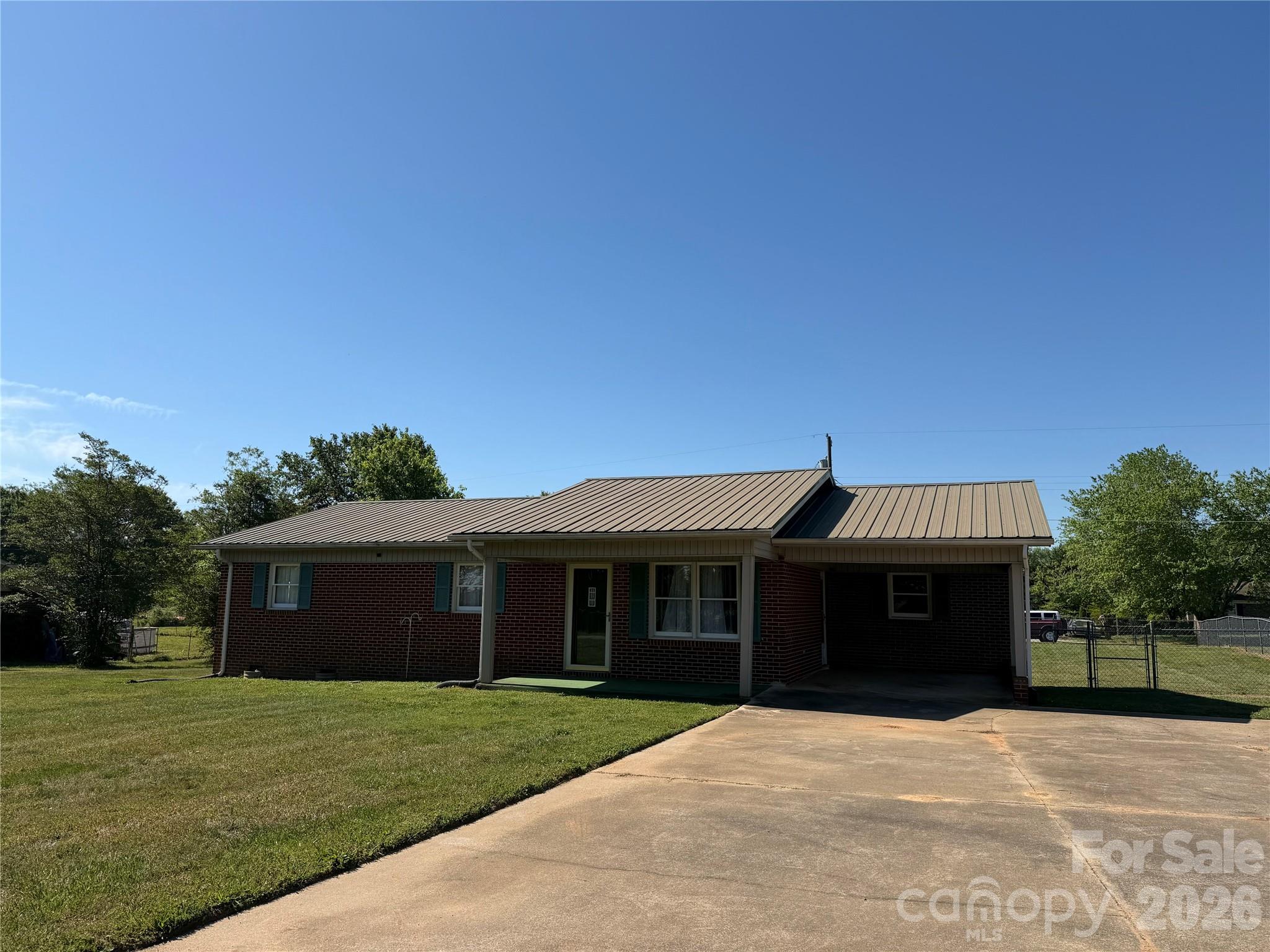 372 Ferry Road Property Photo 36