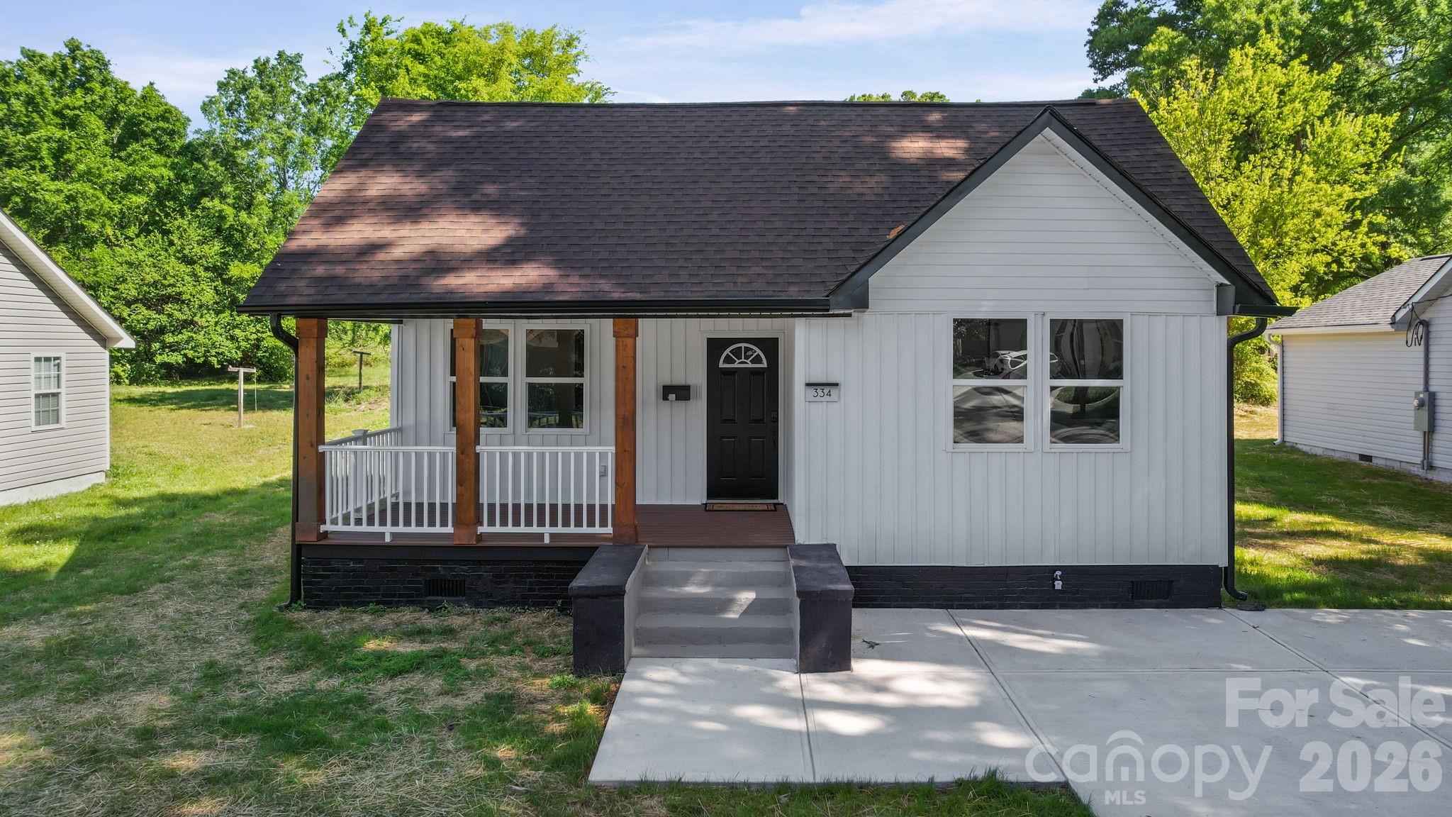 334 Whitner Street Property Photo 1