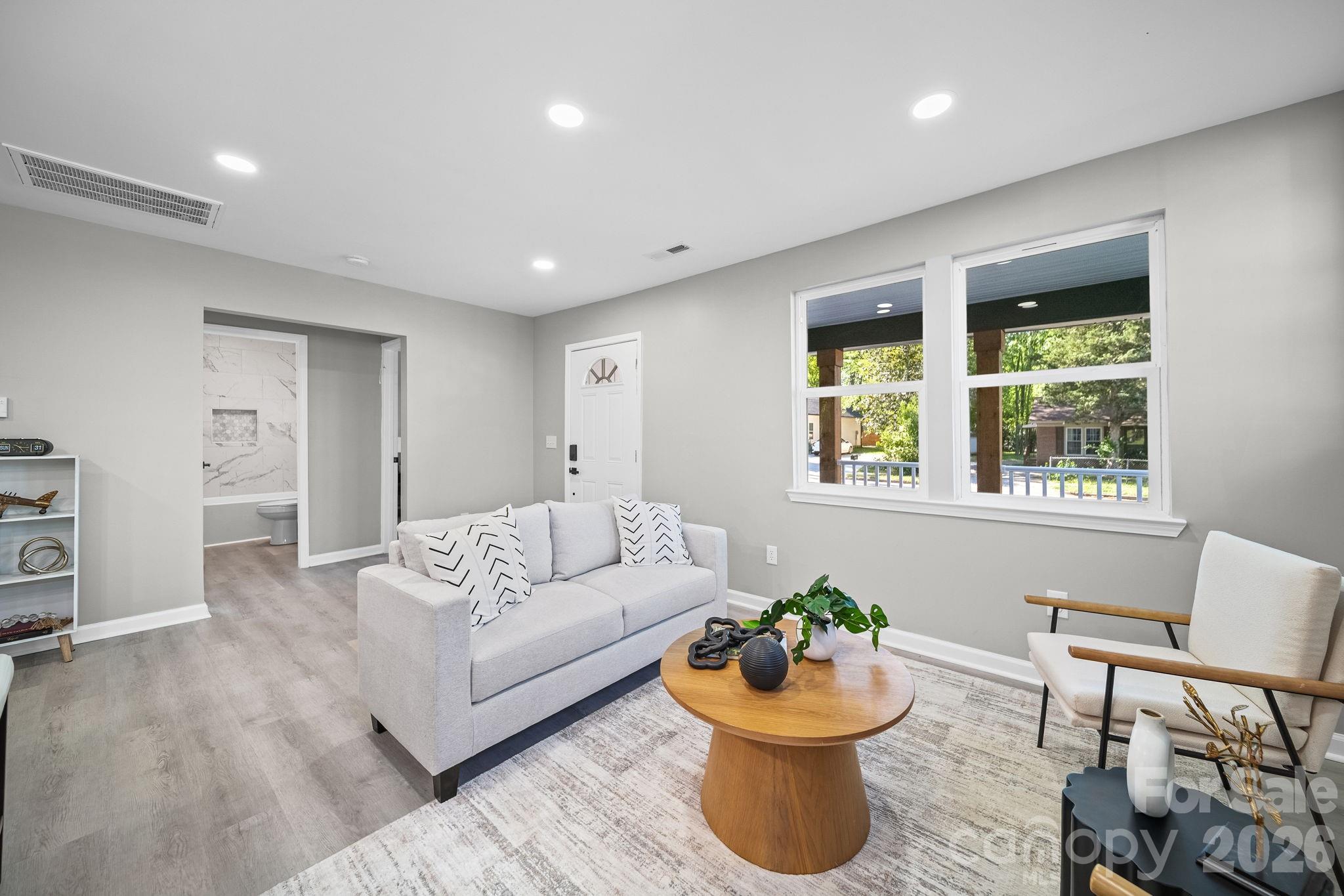 334 Whitner Street Property Photo 8