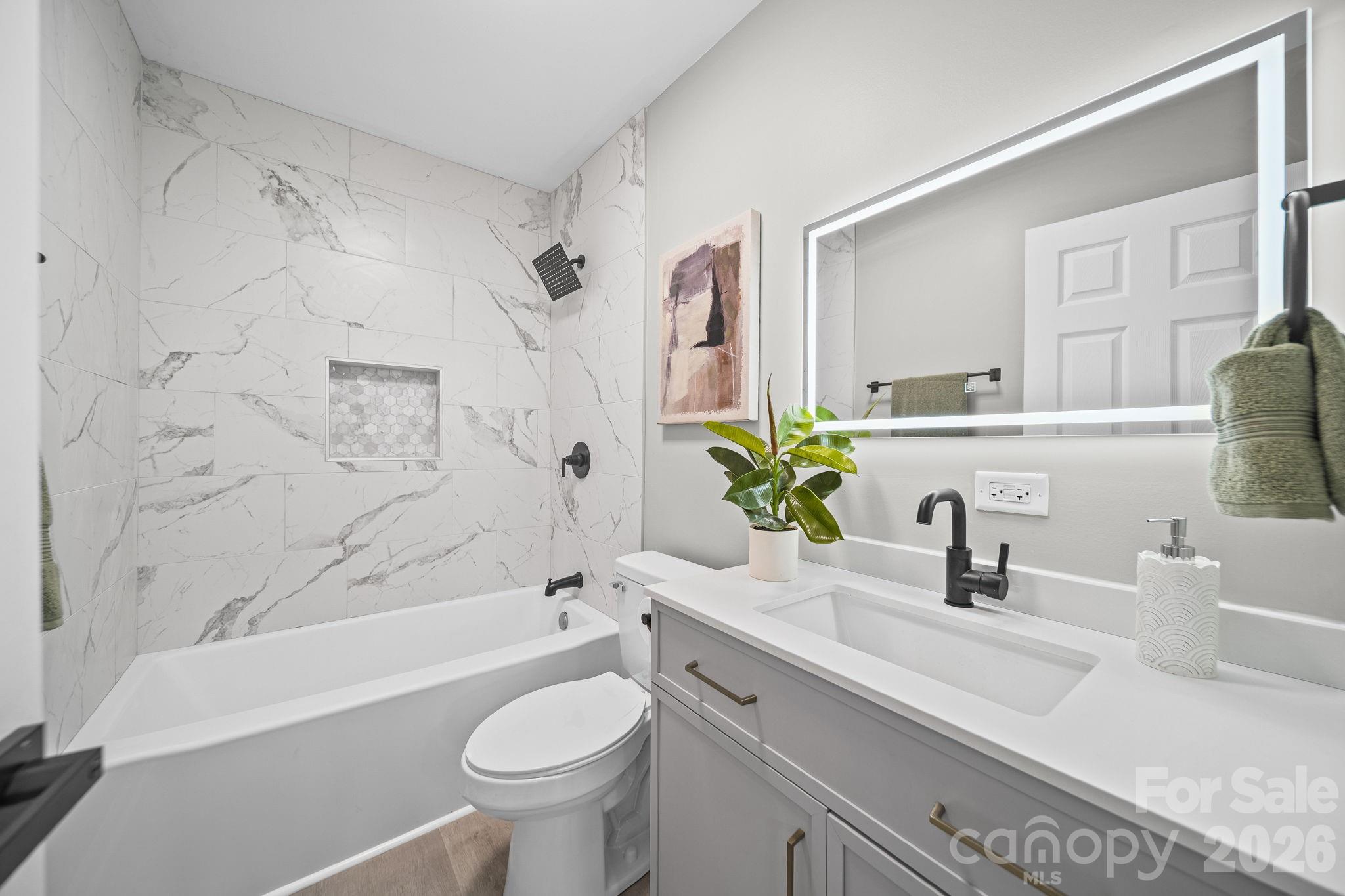 334 Whitner Street Property Photo 10