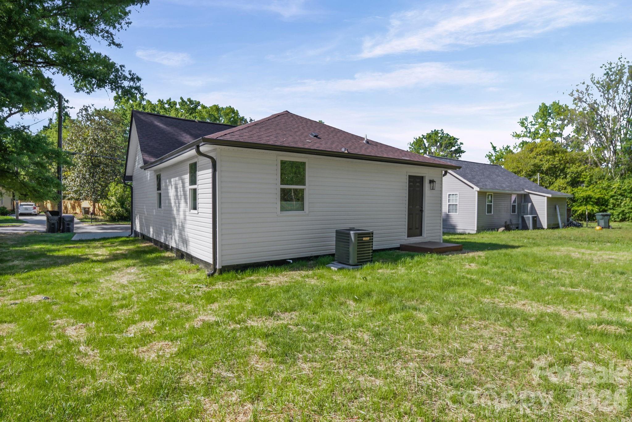 334 Whitner Street Property Photo 24