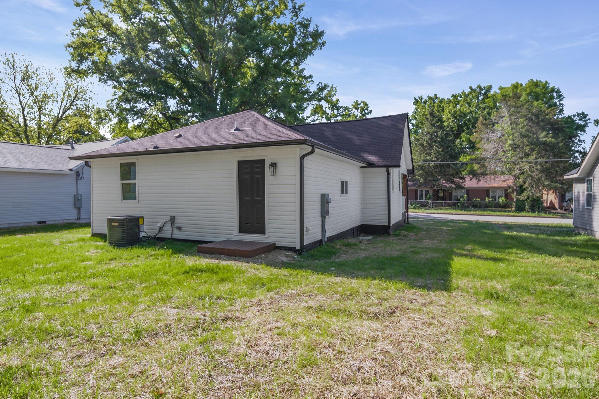 334 Whitner Street Property Photo 28