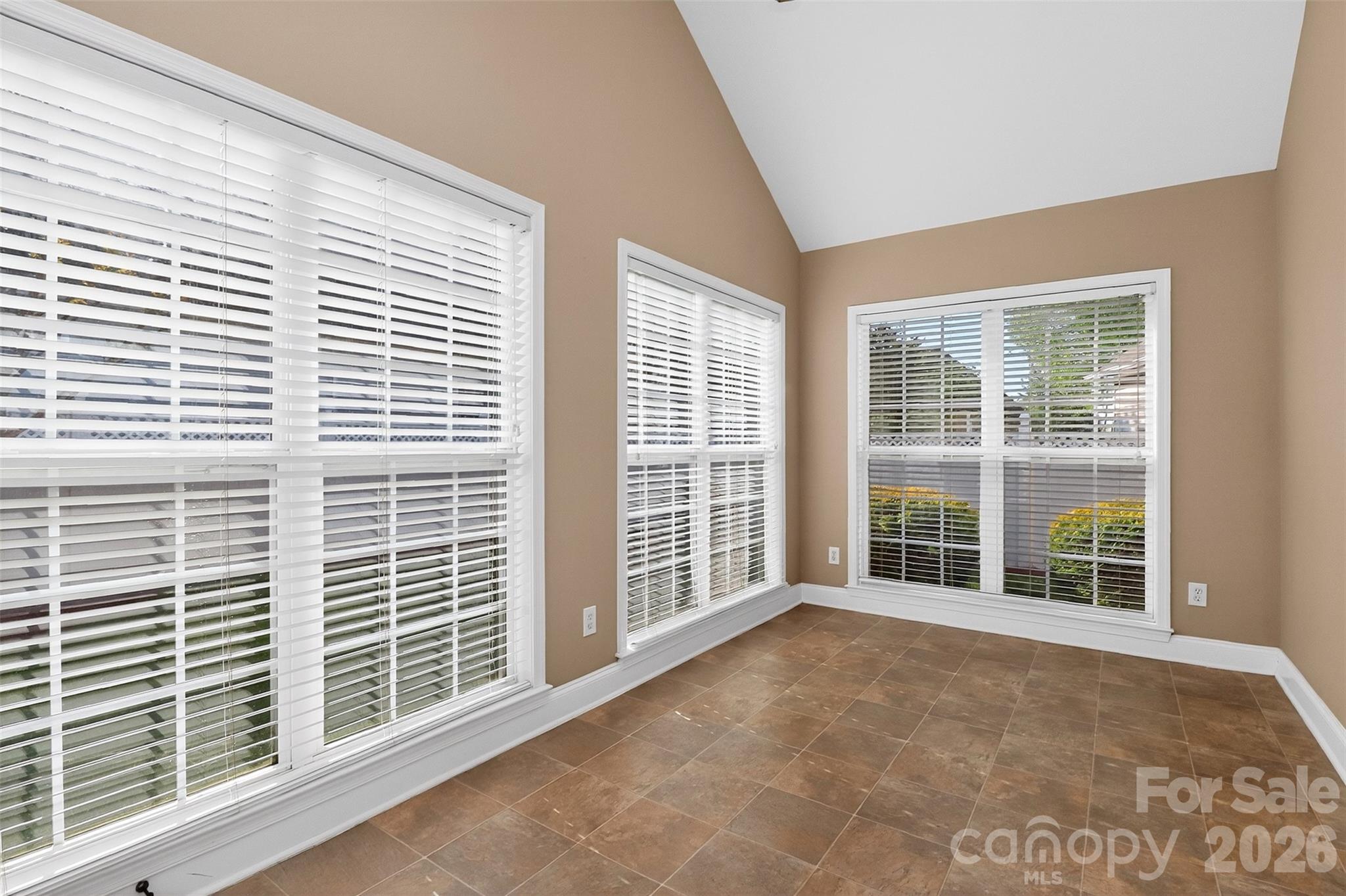 2525 Old Ashworth Lane Property Photo 31