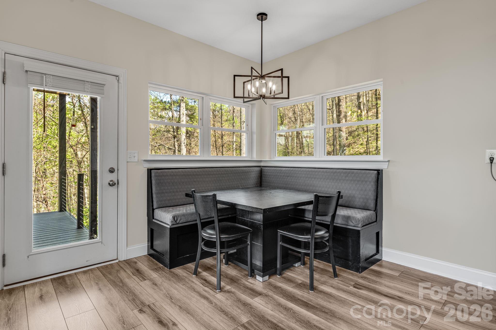 35 Chesten Mountain Drive Property Photo 11