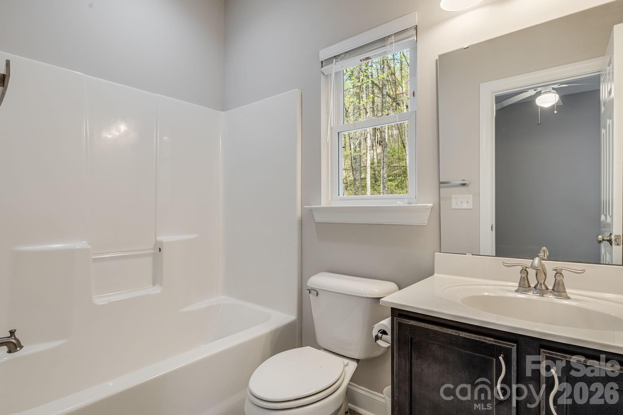 35 Chesten Mountain Drive Property Photo 15
