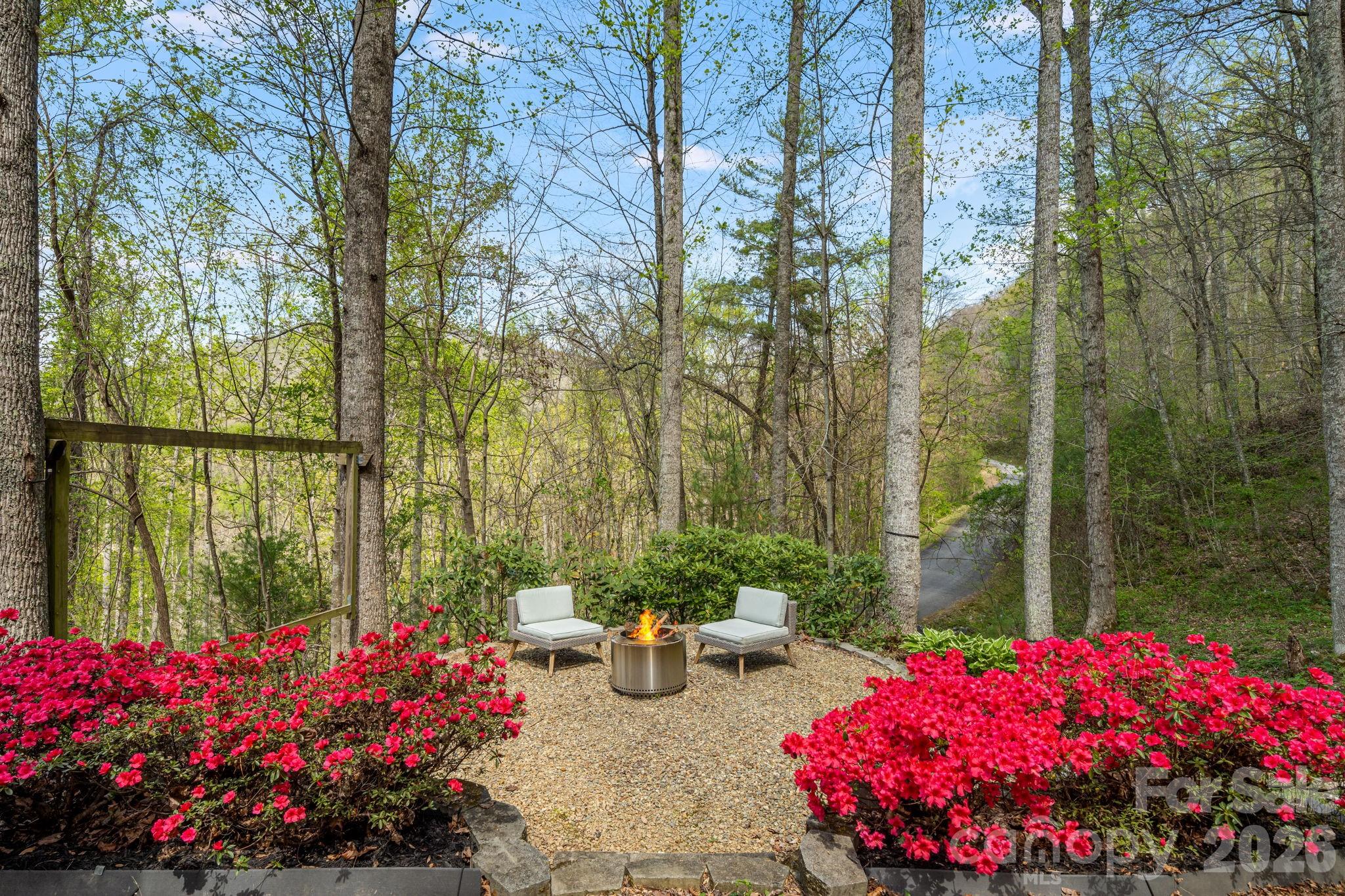 35 Chesten Mountain Drive Property Photo 38
