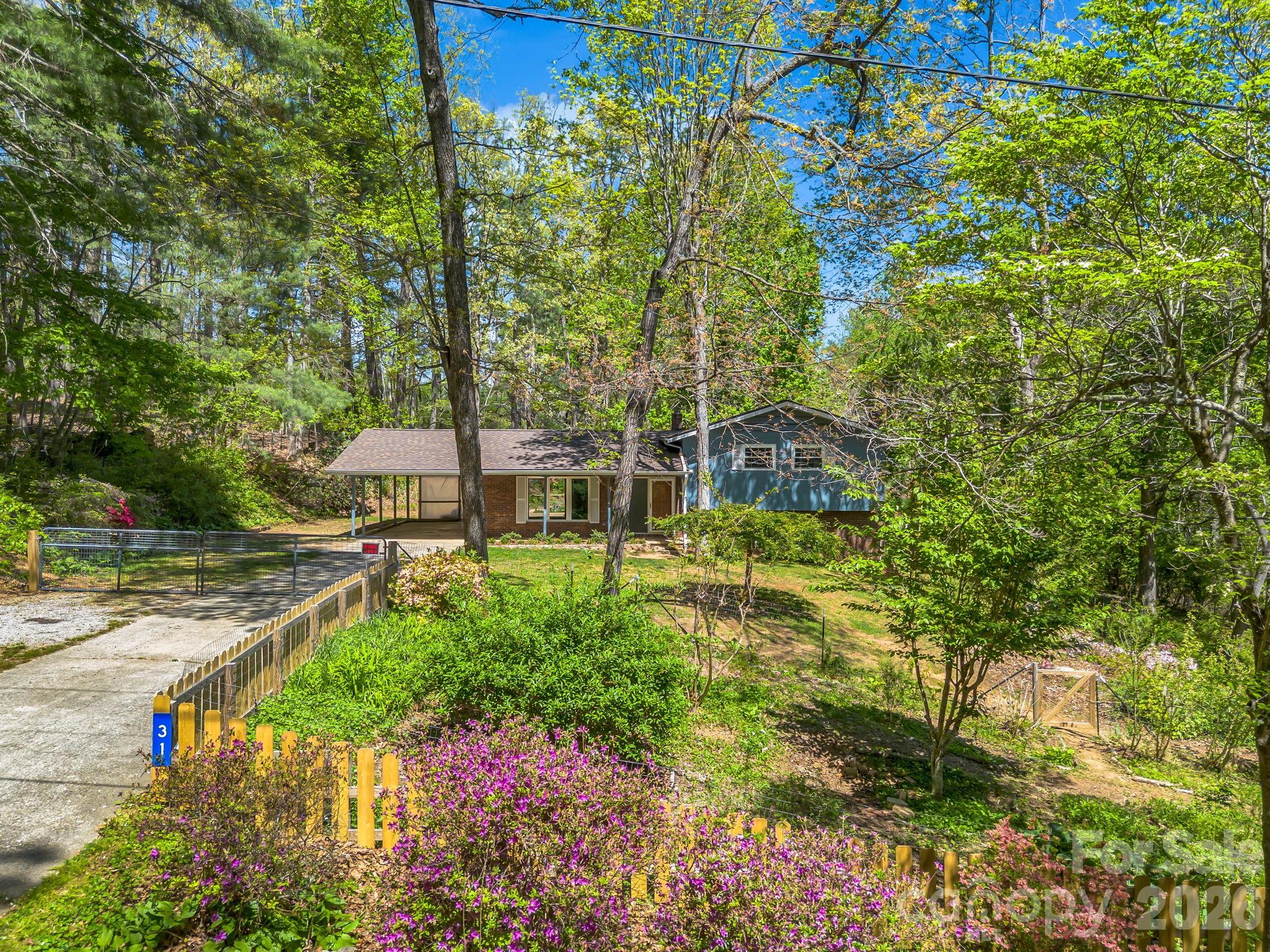 31 Firefly Lane Property Photo 2