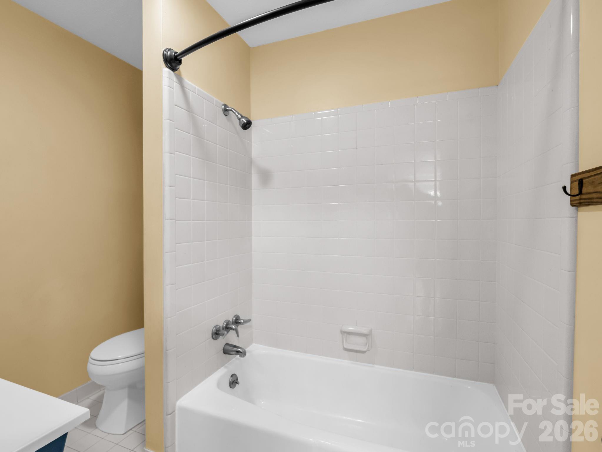 31 Firefly Lane Property Photo 26