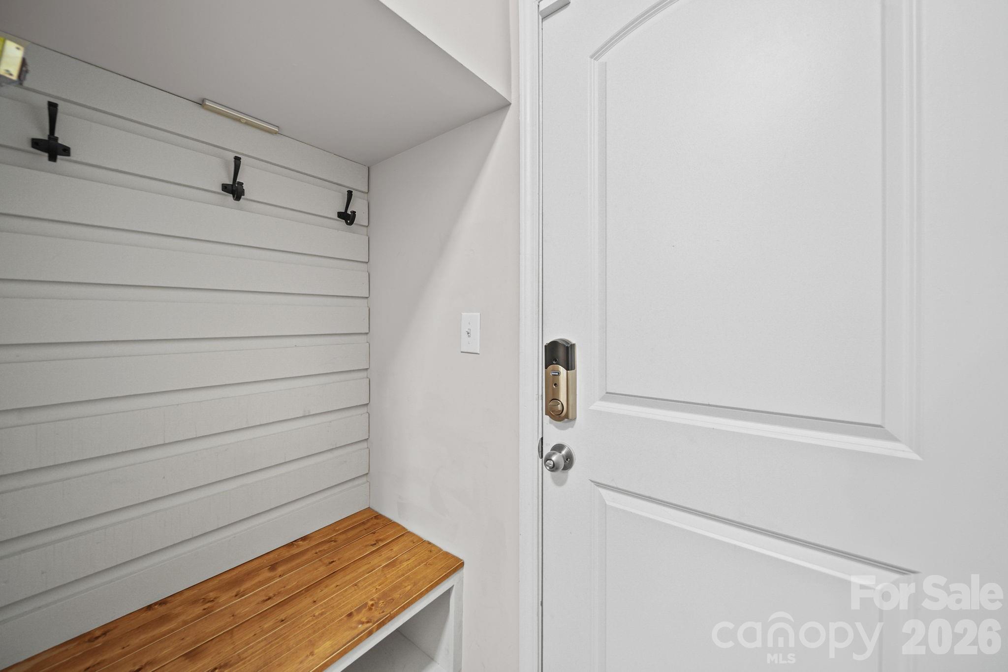 928 Bexton Street Property Photo 7