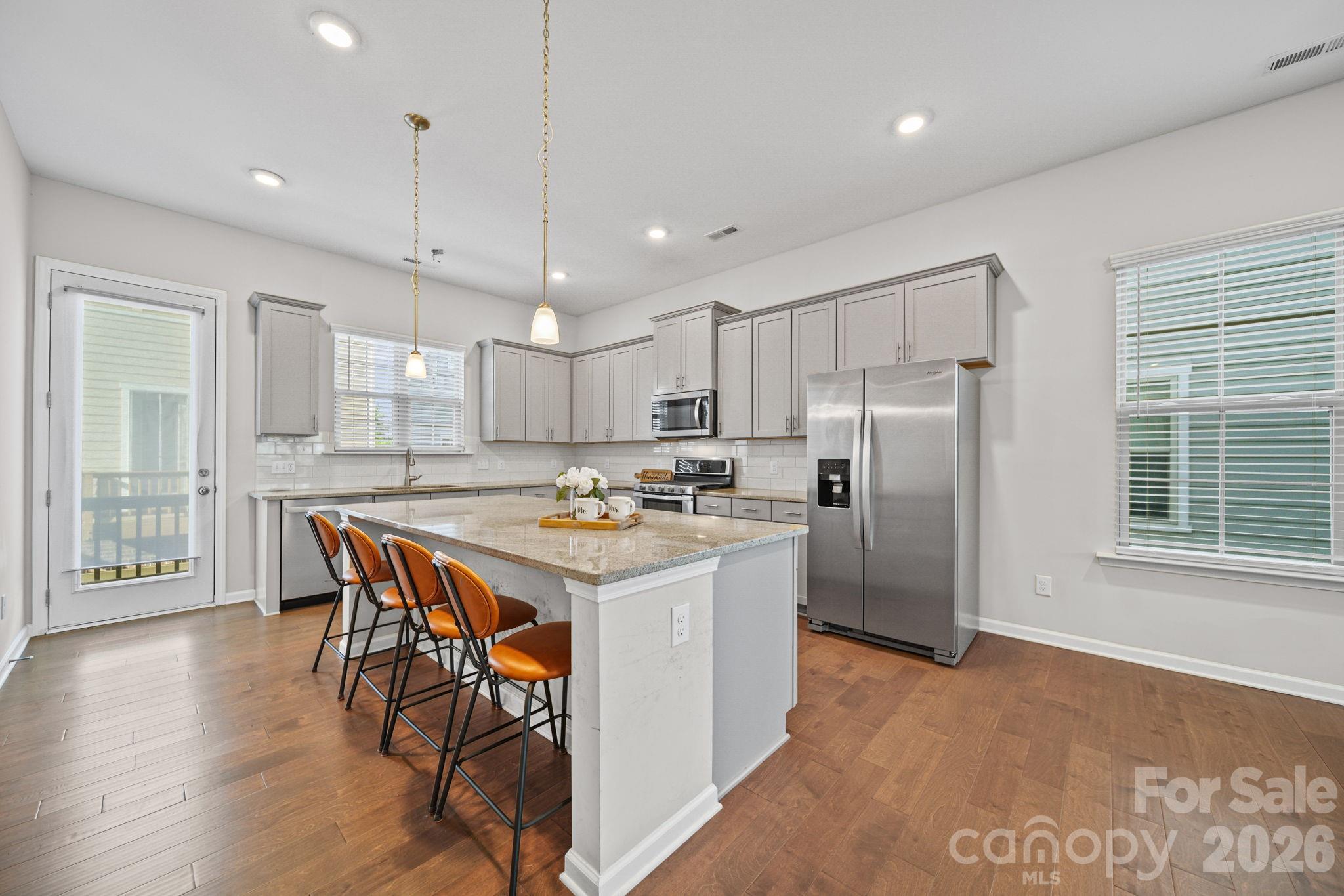928 Bexton Street Property Photo 8