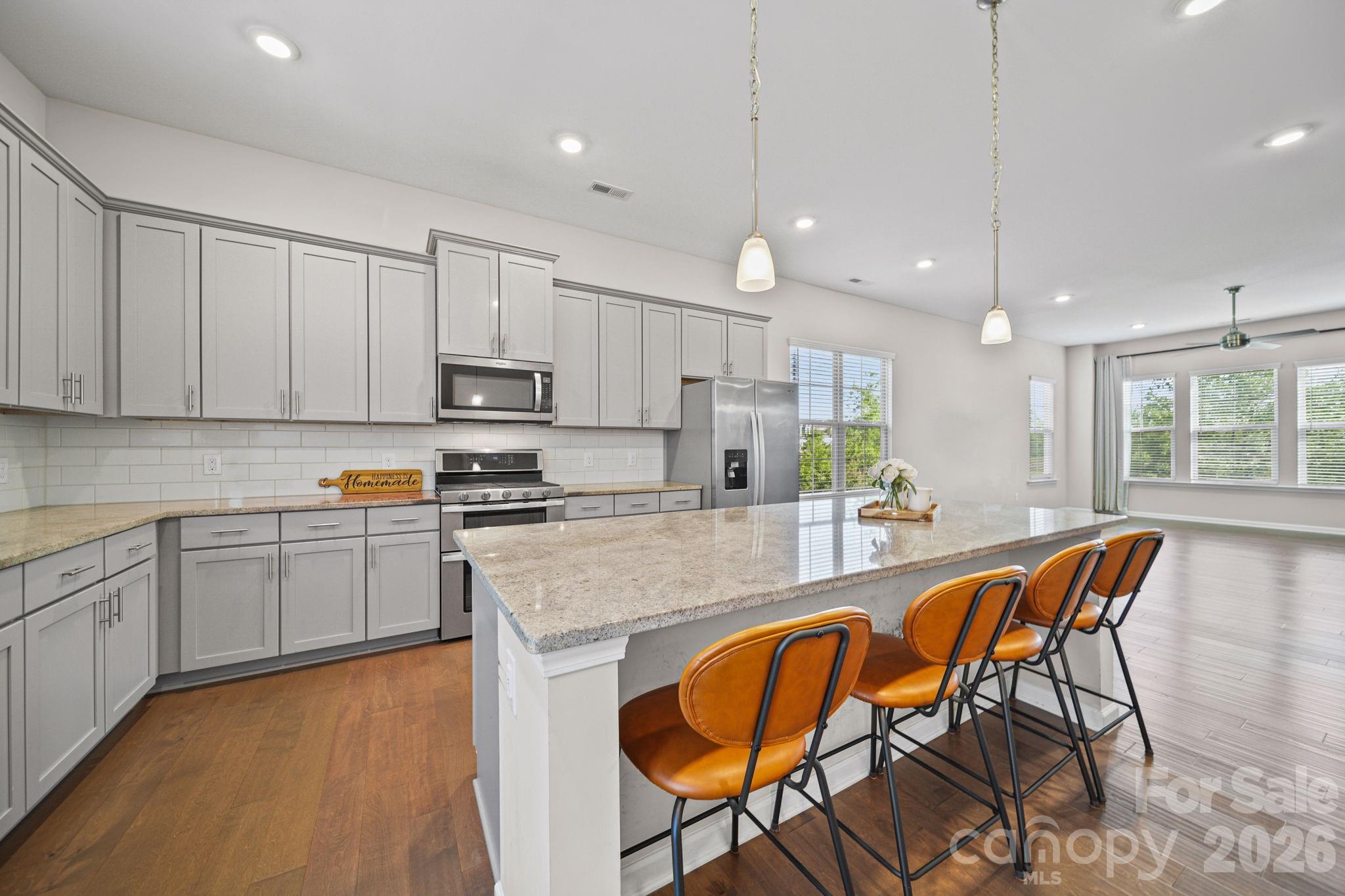928 Bexton Street Property Photo 11