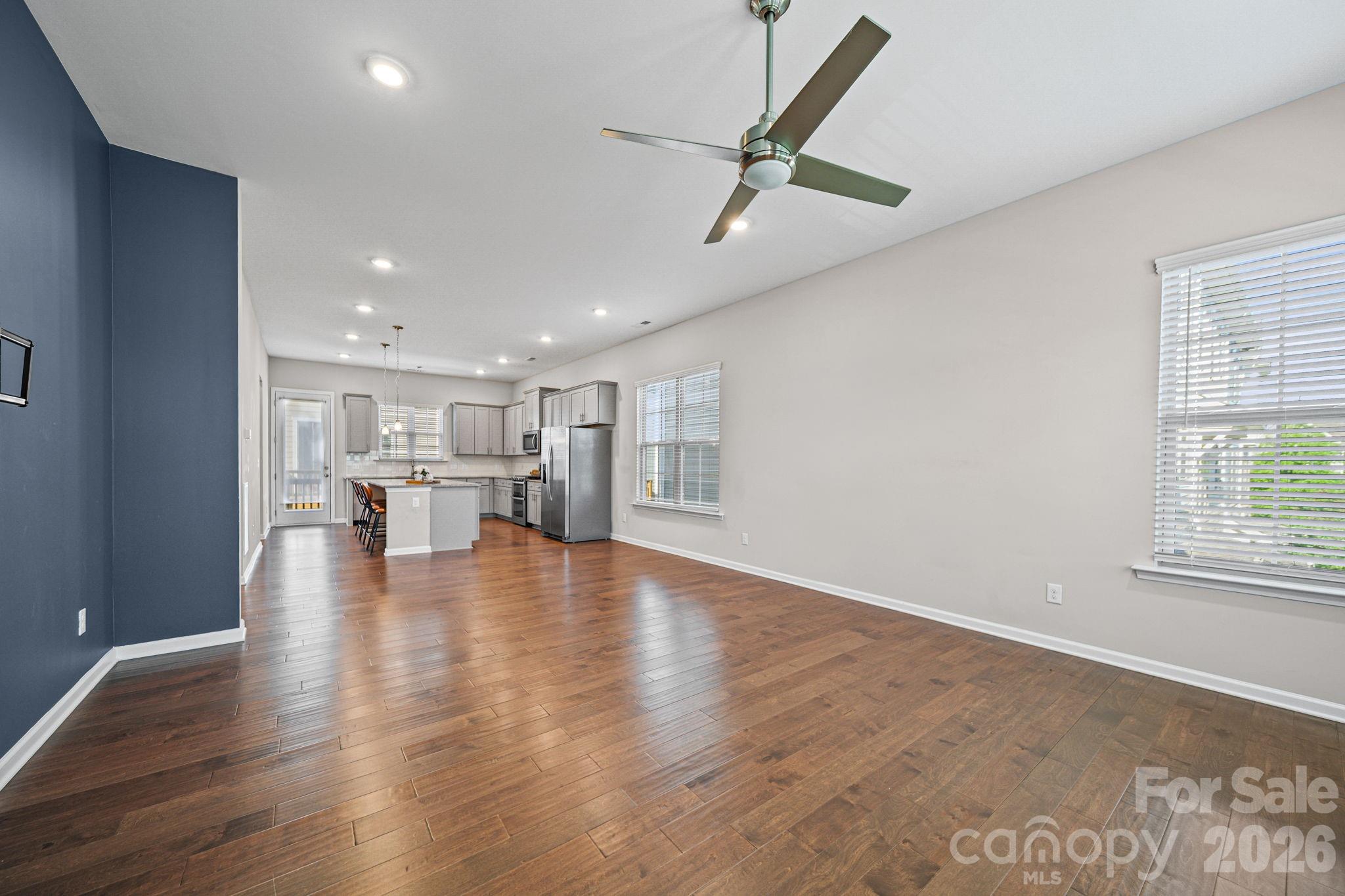 928 Bexton Street Property Photo 12