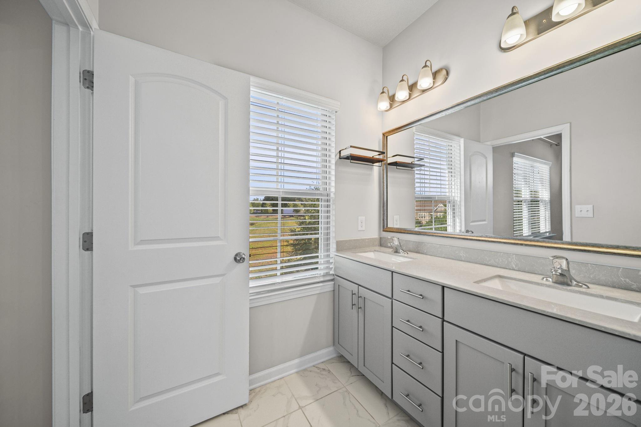 928 Bexton Street Property Photo 23