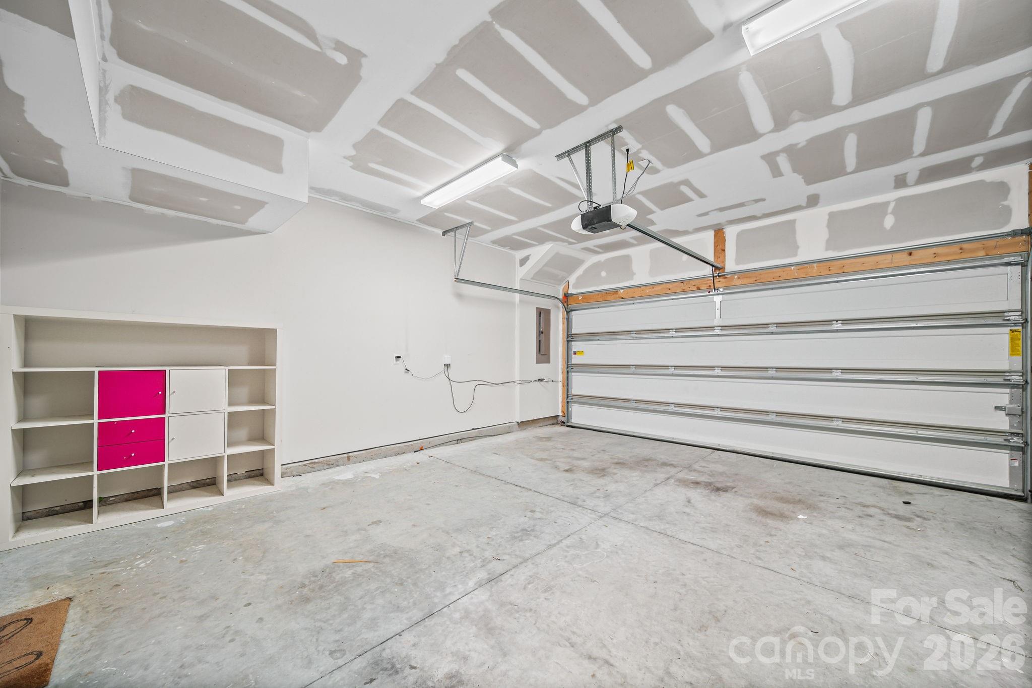 928 Bexton Street Property Photo 32
