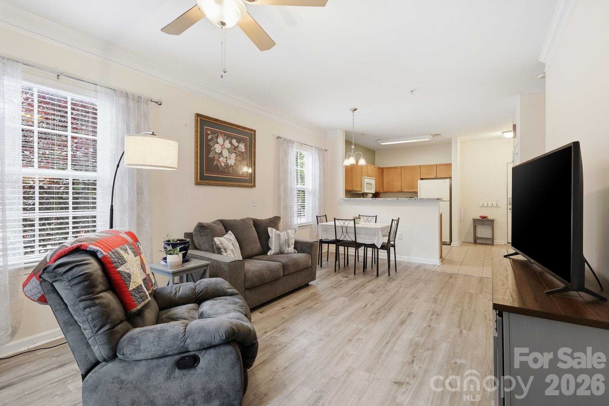 528 Appeldoorn Circle Property Photo 8