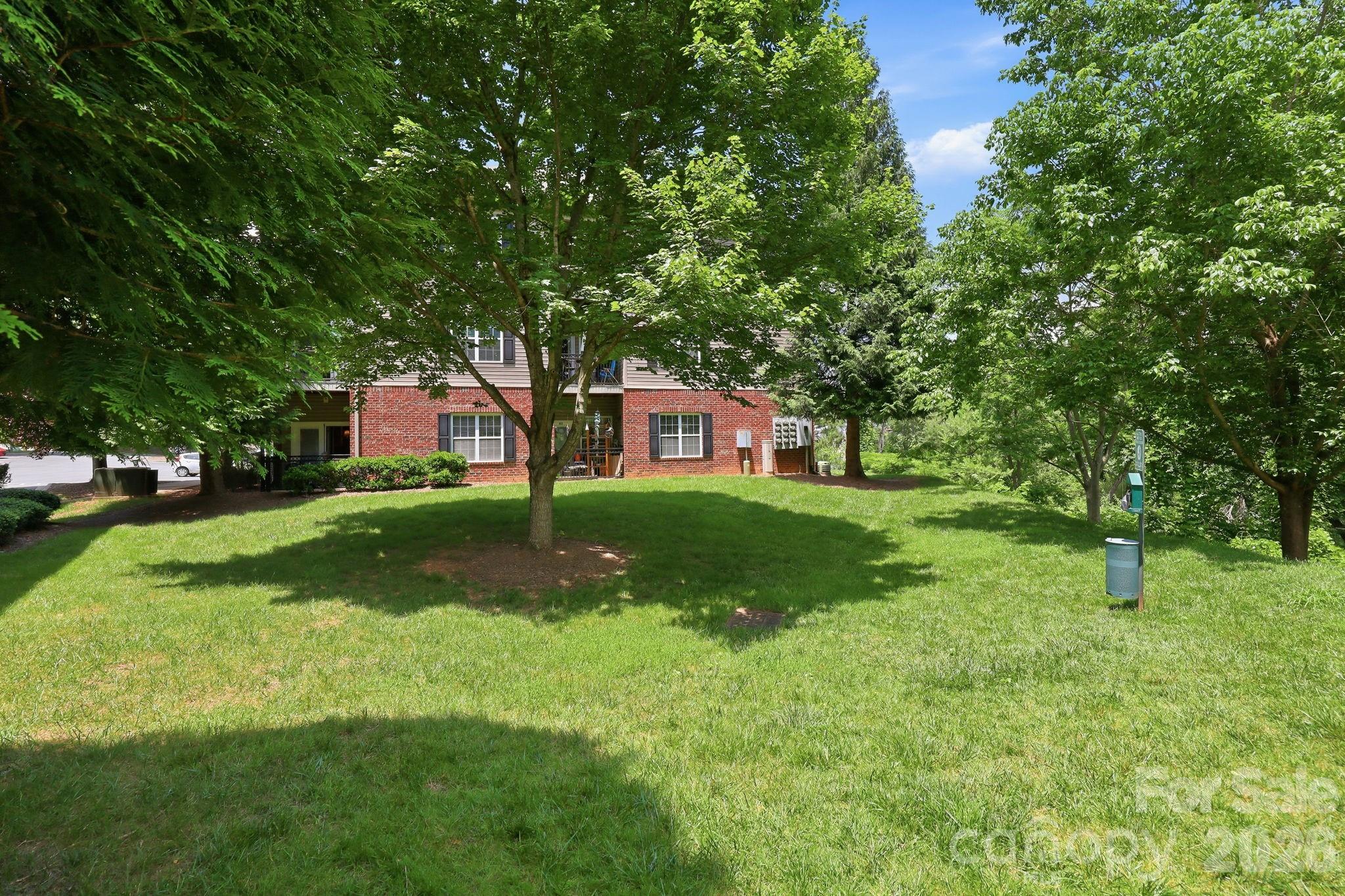 528 Appeldoorn Circle Property Photo 24