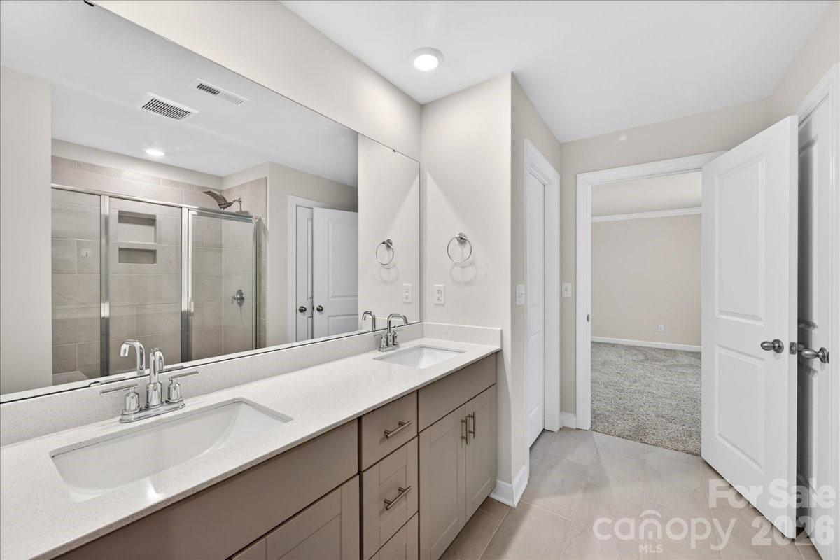 1220 Gossamer Hill Drive Property Photo 33