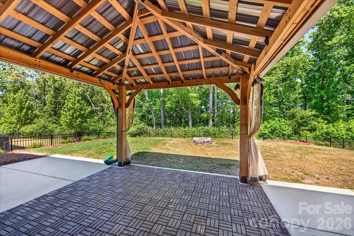 1220 Gossamer Hill Drive Property Photo 44