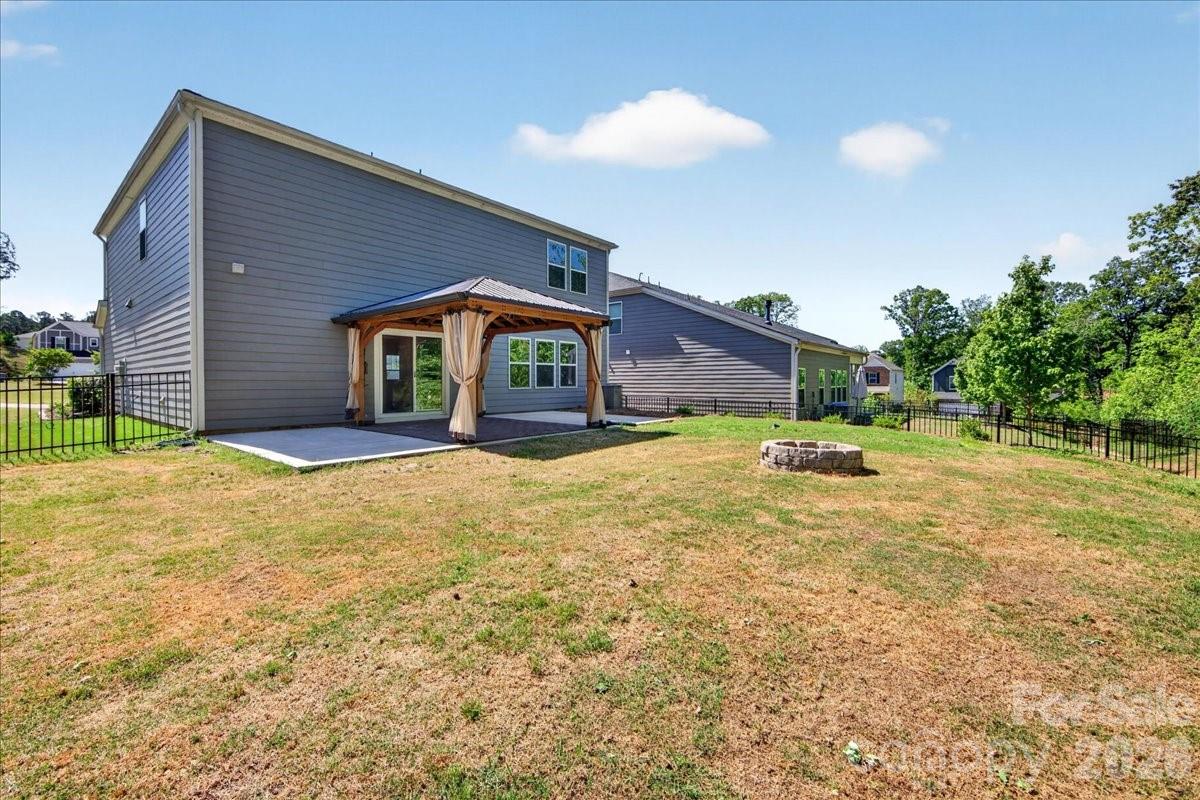 1220 Gossamer Hill Drive Property Photo 47