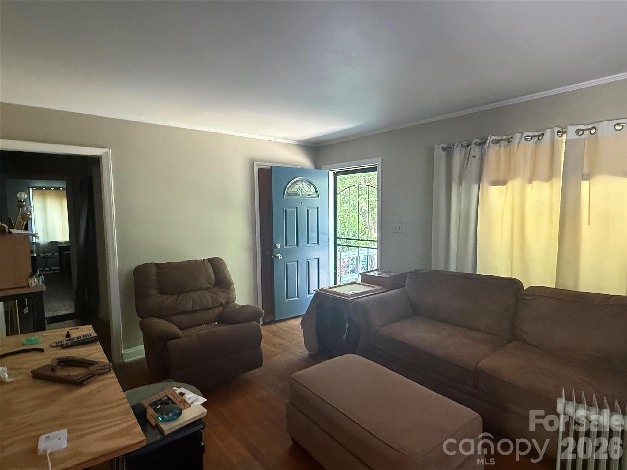4147 Welling Avenue Property Photo 4