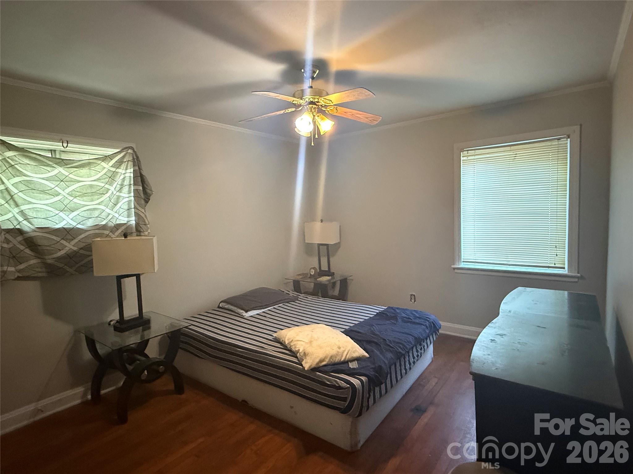 4147 Welling Avenue Property Photo 7