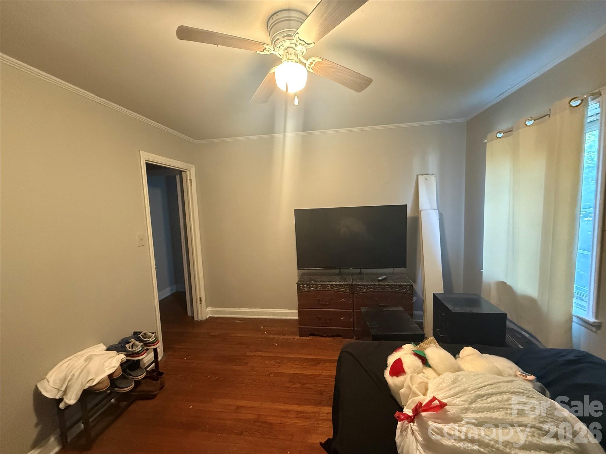 4147 Welling Avenue Property Photo 13