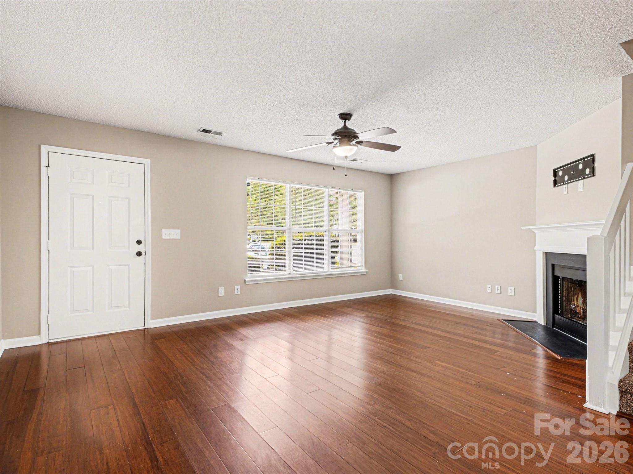 2132 Preakness Court Property Photo 7