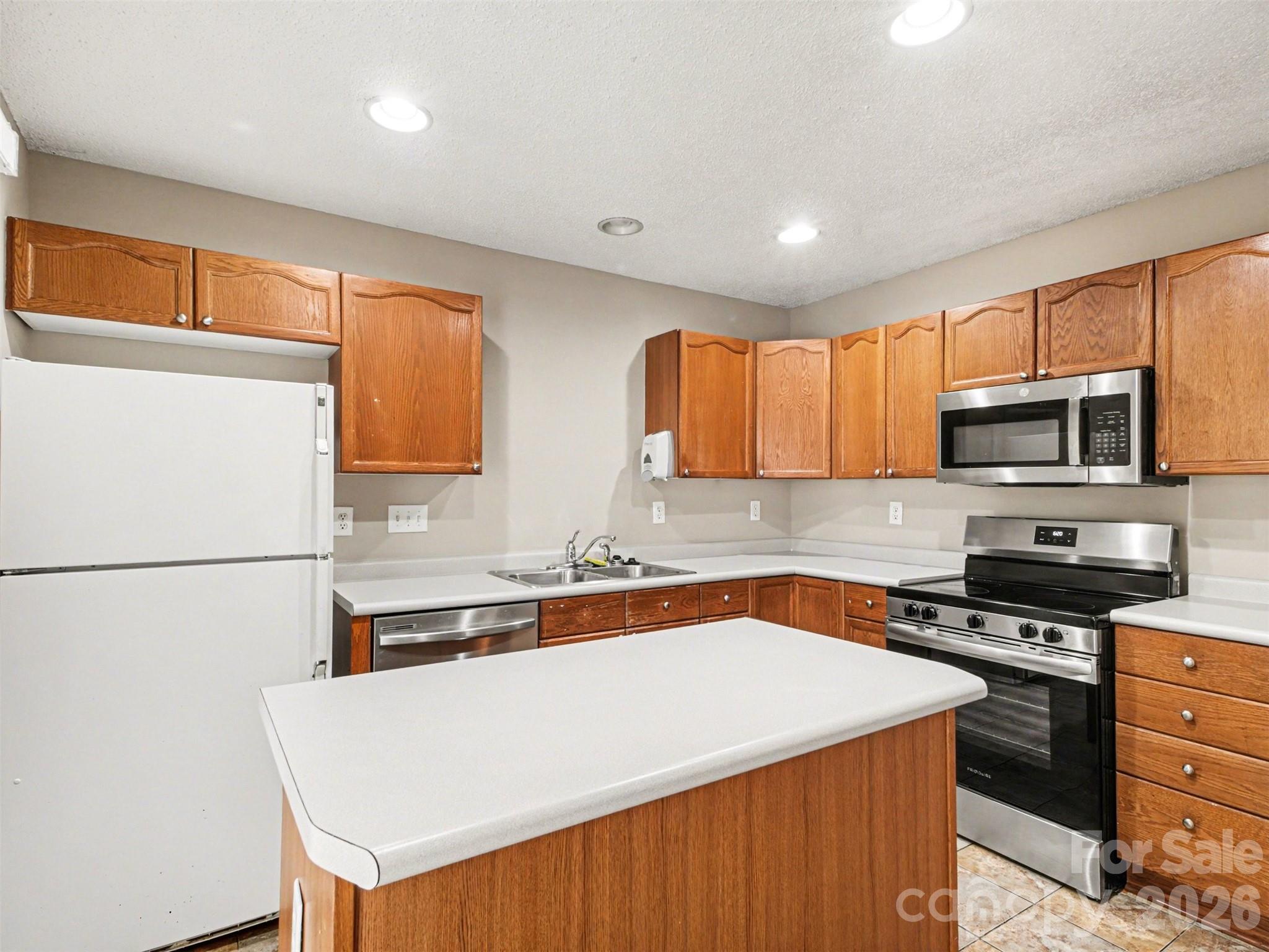 2132 Preakness Court Property Photo 16
