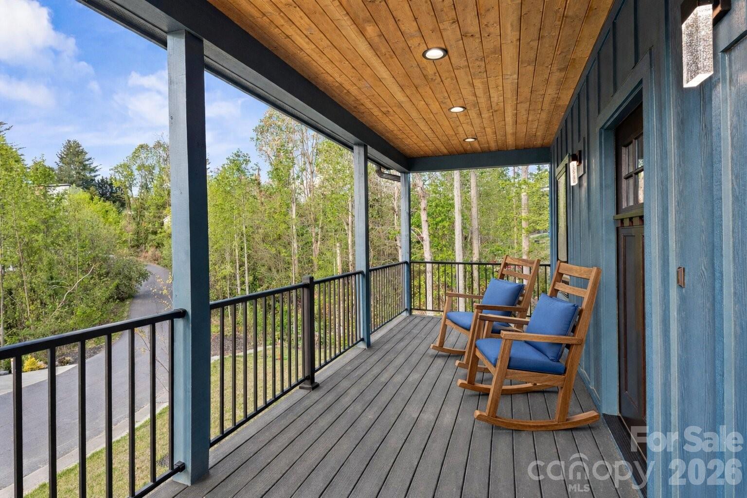 18 Winterhawk Drive Property Photo 7