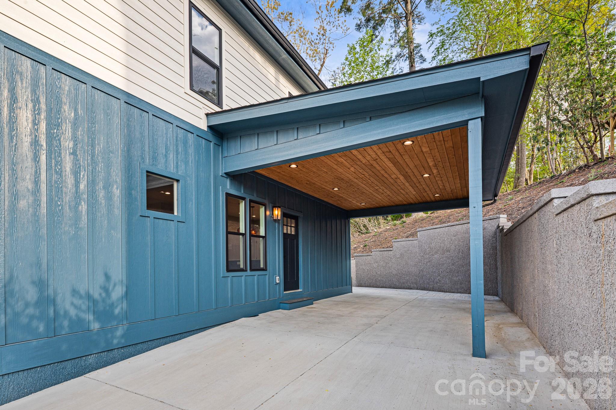 18 Winterhawk Drive Property Photo 39
