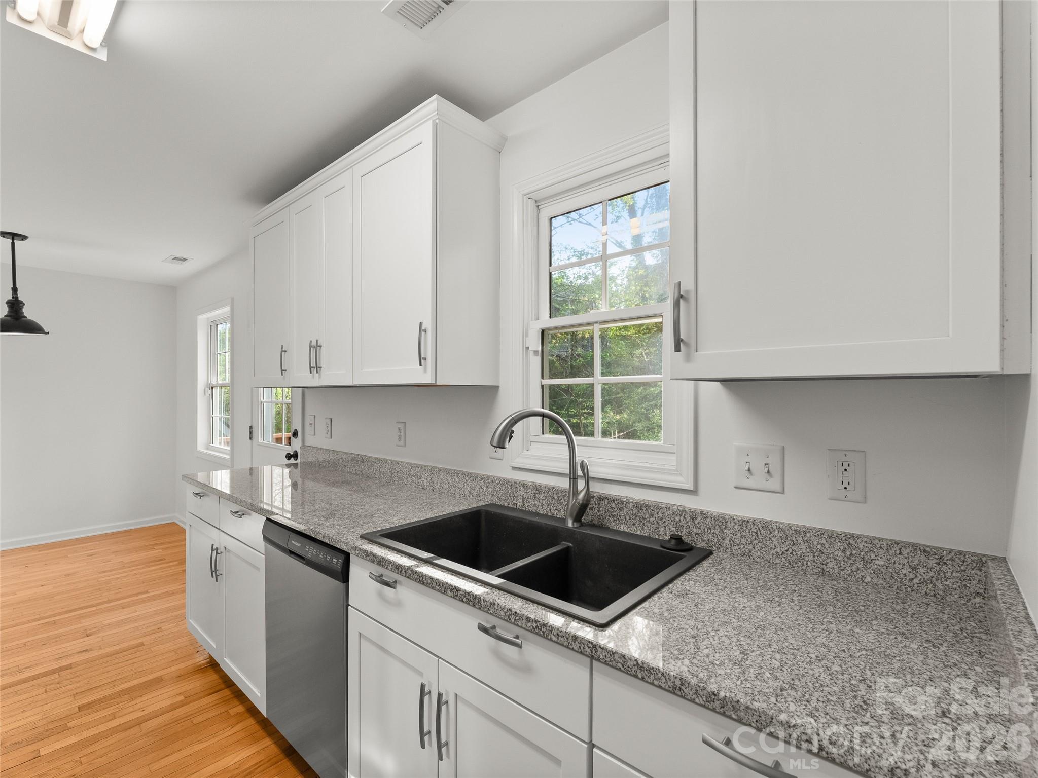 13 Castle Street Property Photo 13