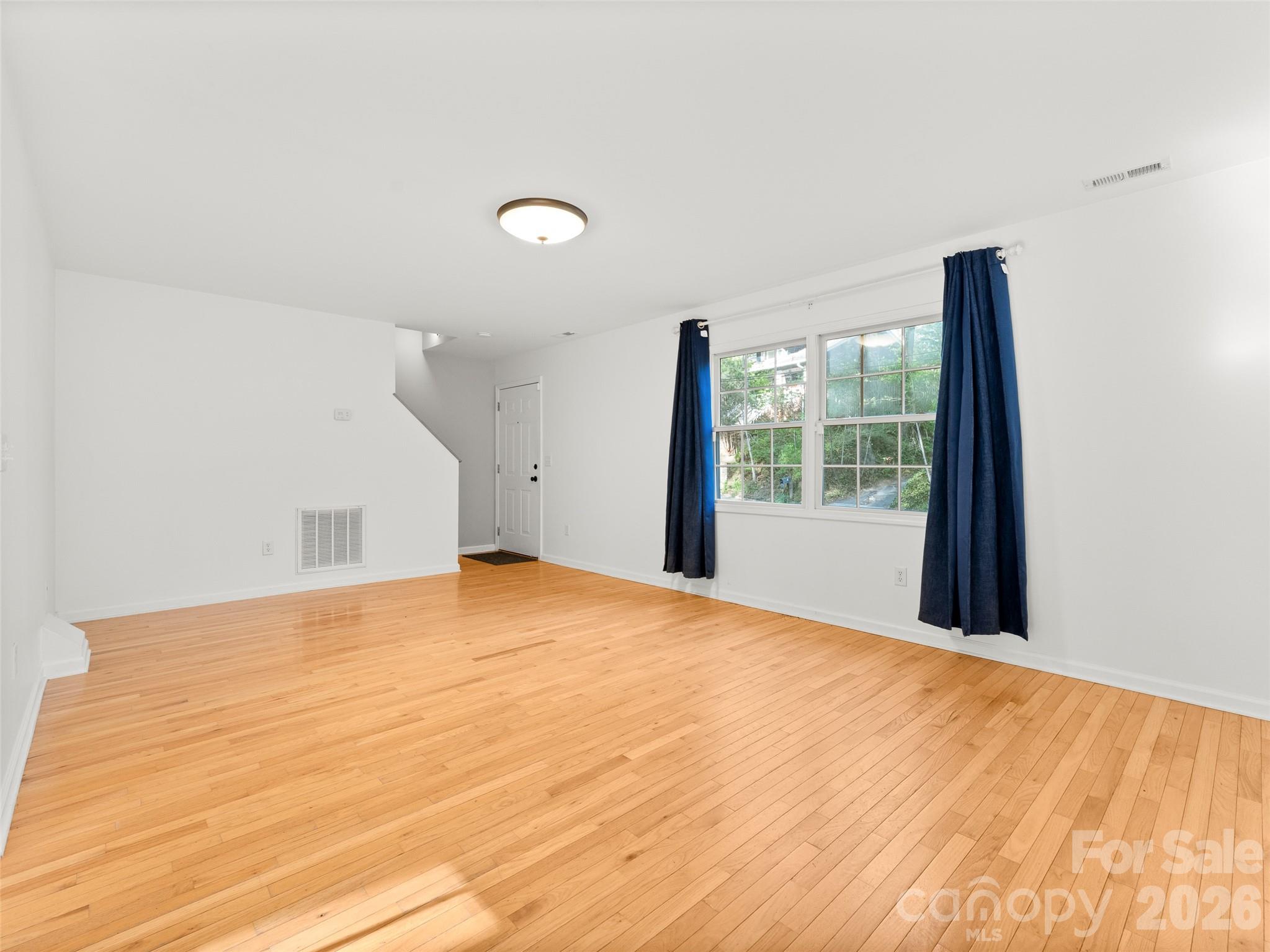 13 Castle Street Property Photo 19