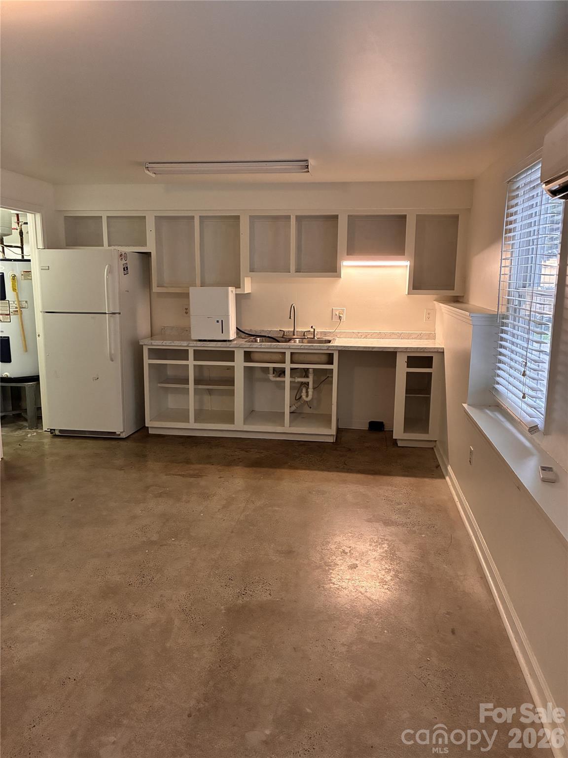 13 Castle Street Property Photo 33