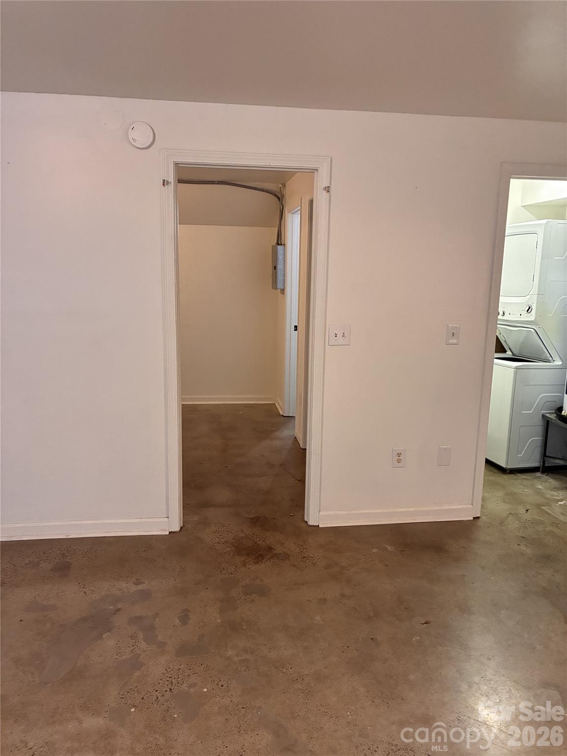 13 Castle Street Property Photo 36
