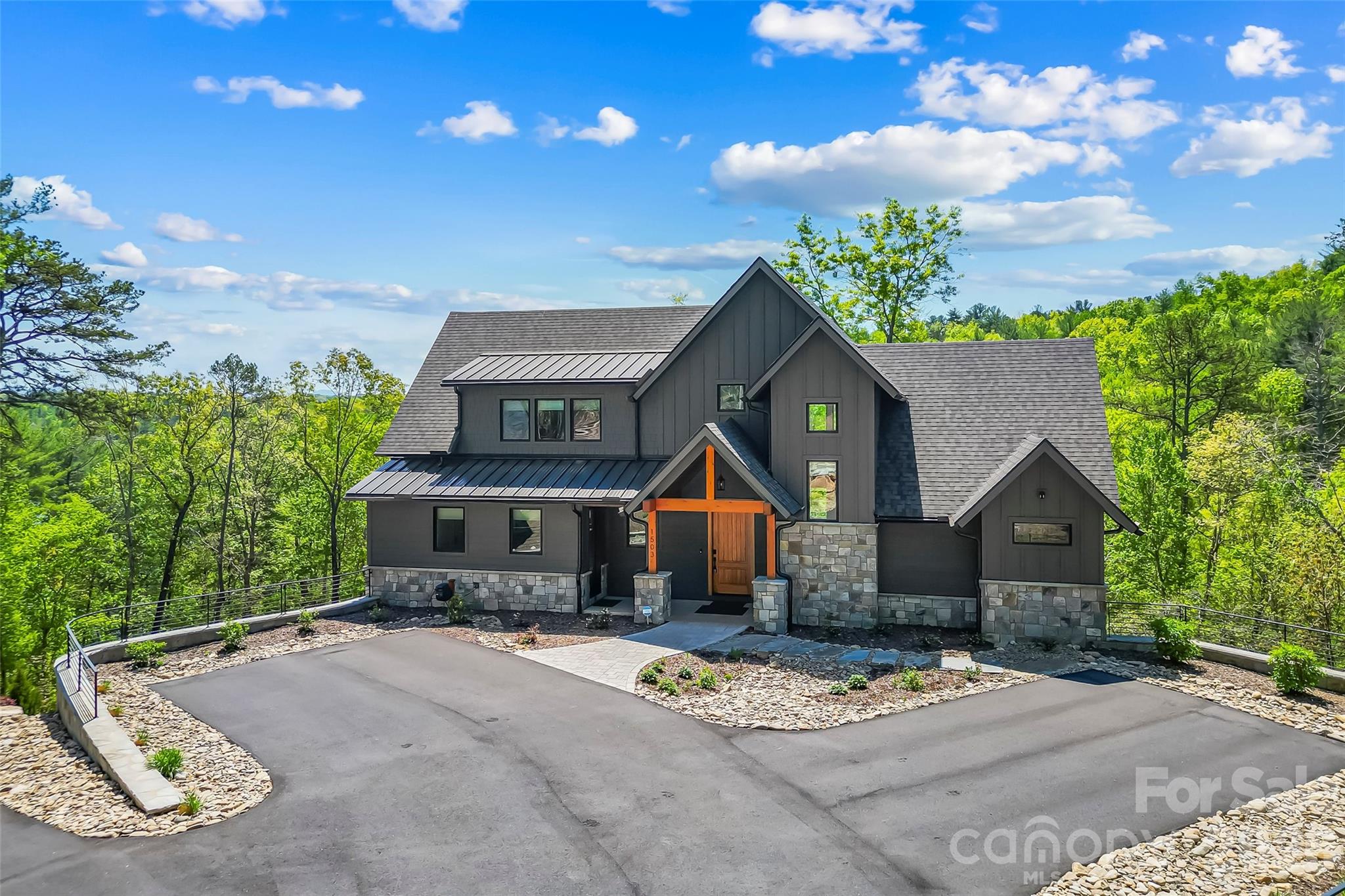 1503 Black Forest Drive Property Photo 3