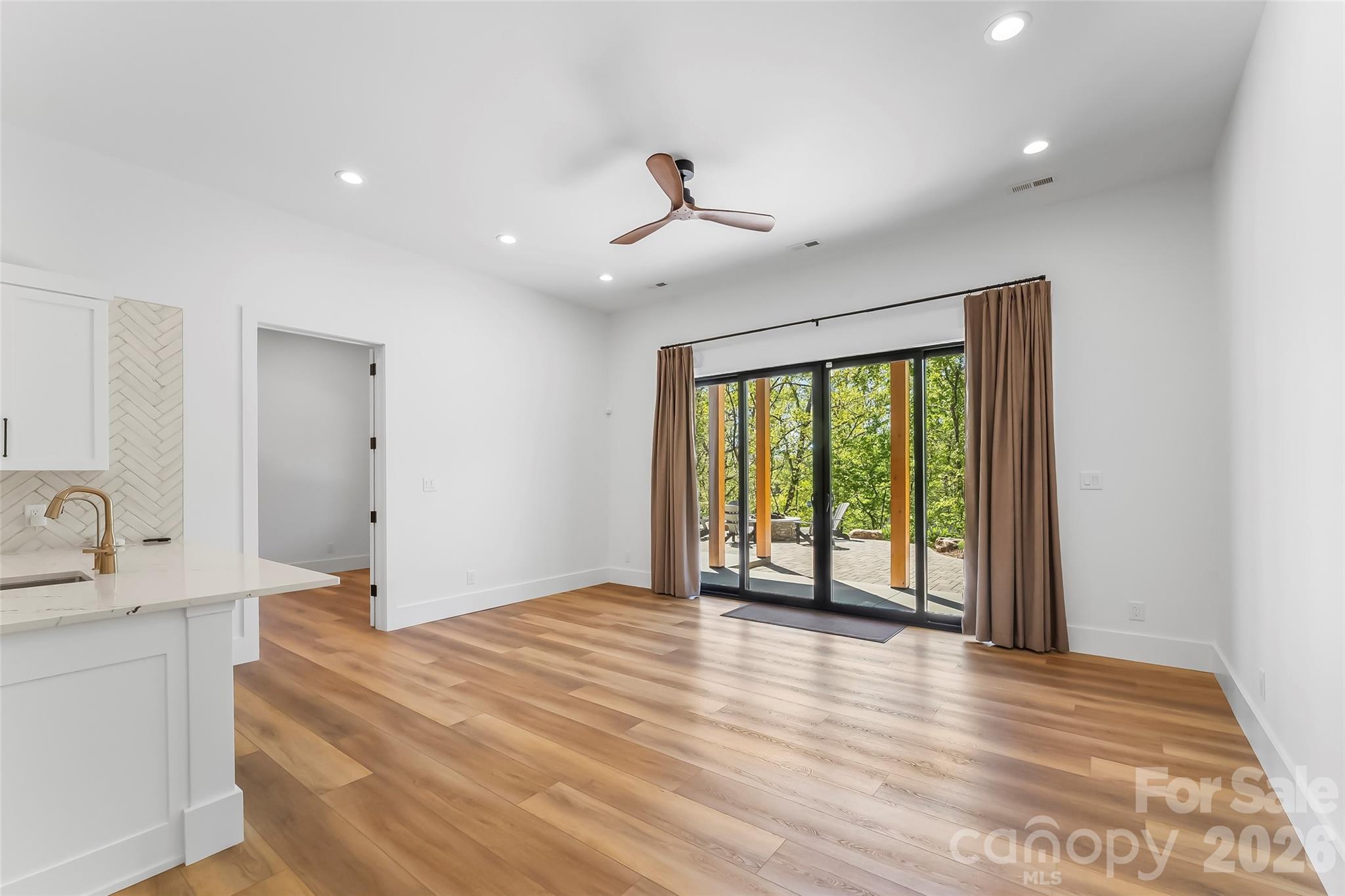 1503 Black Forest Drive Property Photo 32