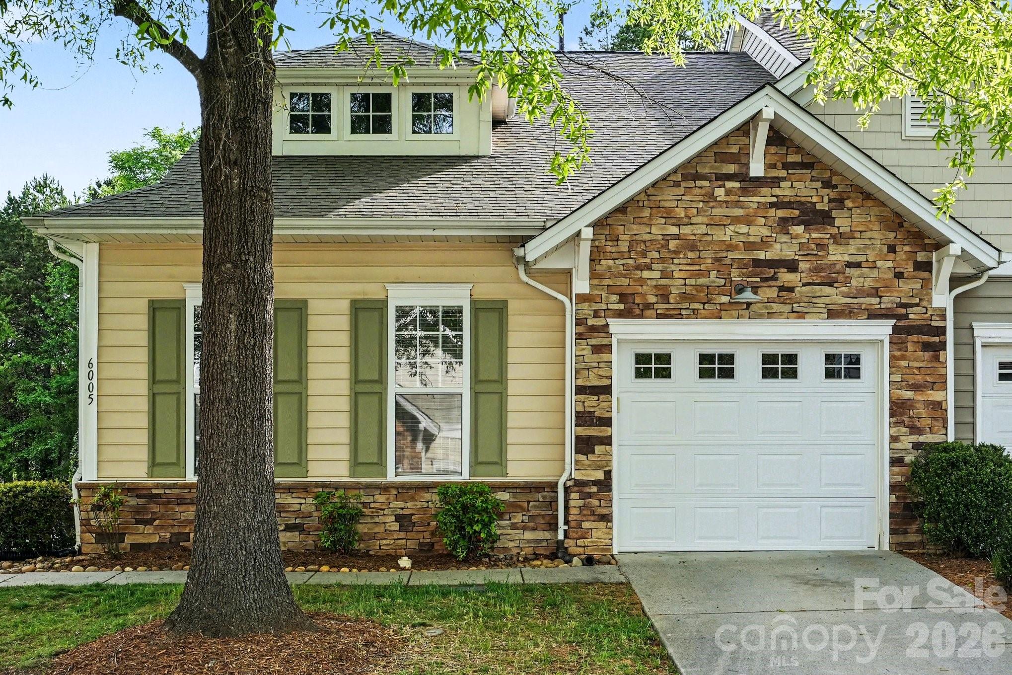 6005 Pale Moss Lane Property Photo 1