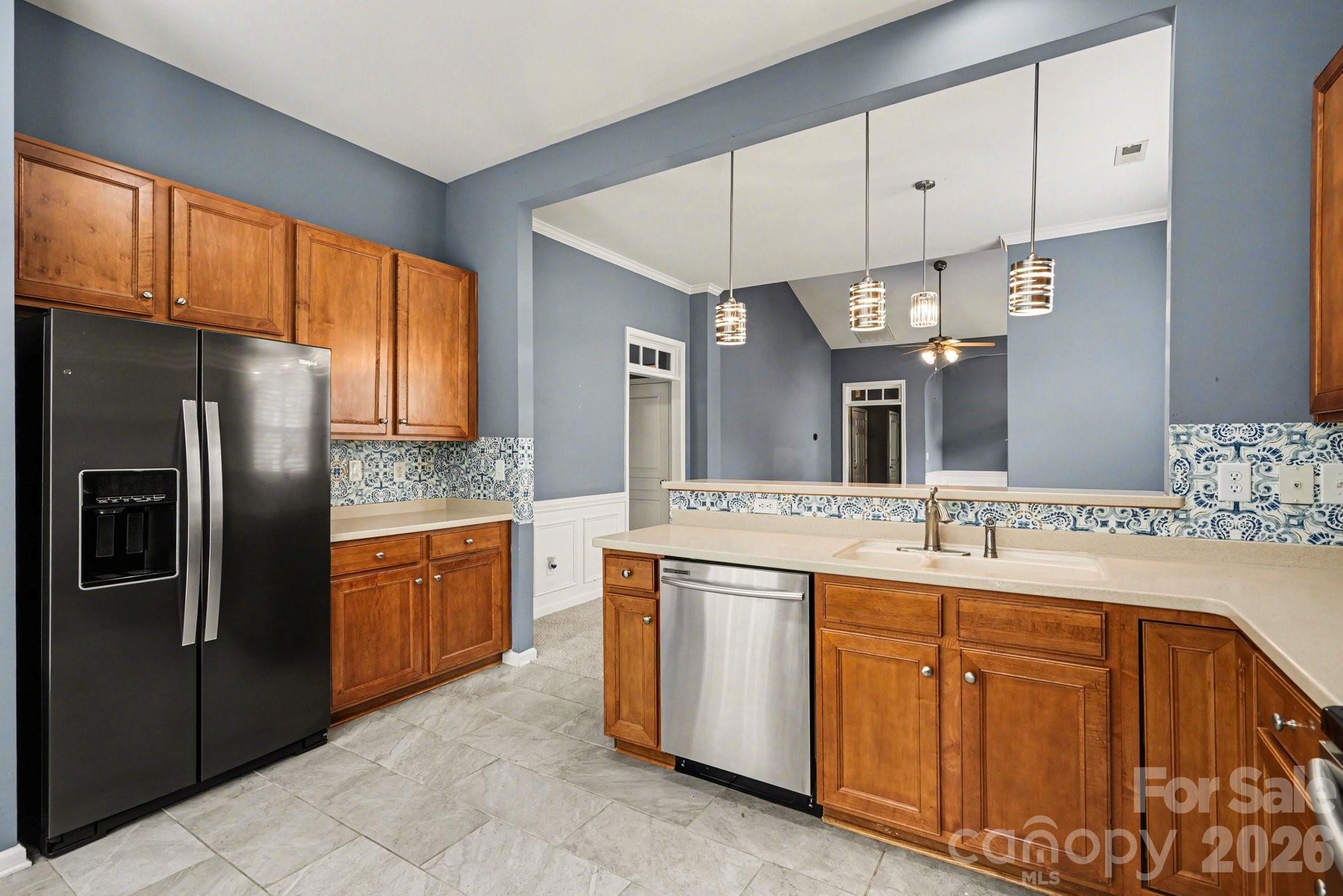 6005 Pale Moss Lane Property Photo 13